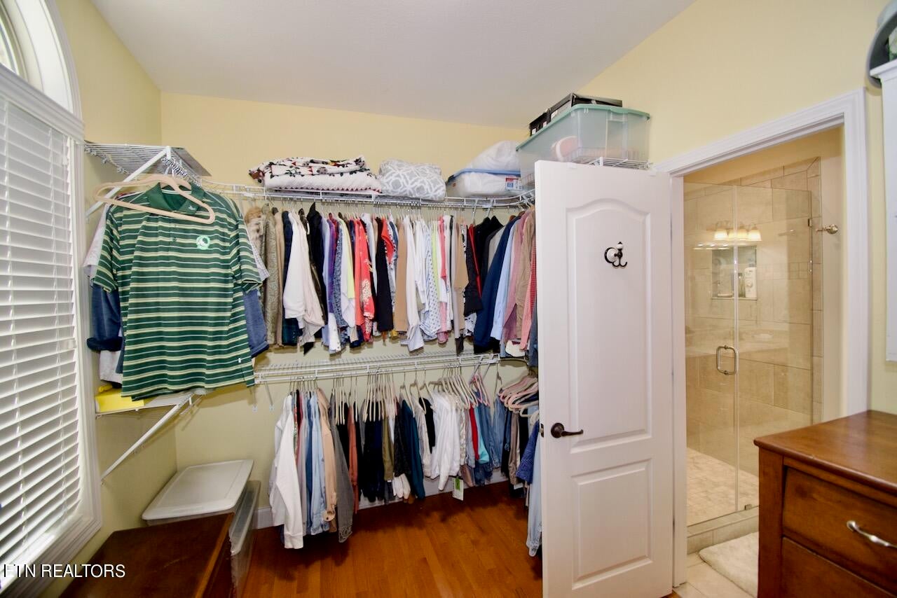 118 Oohleeno Way, Loudon, Tennessee, 37774, United States, 4 Bedrooms Bedrooms, ,3 BathroomsBathrooms,Residential,For Sale,118 Oohleeno Way,1640247