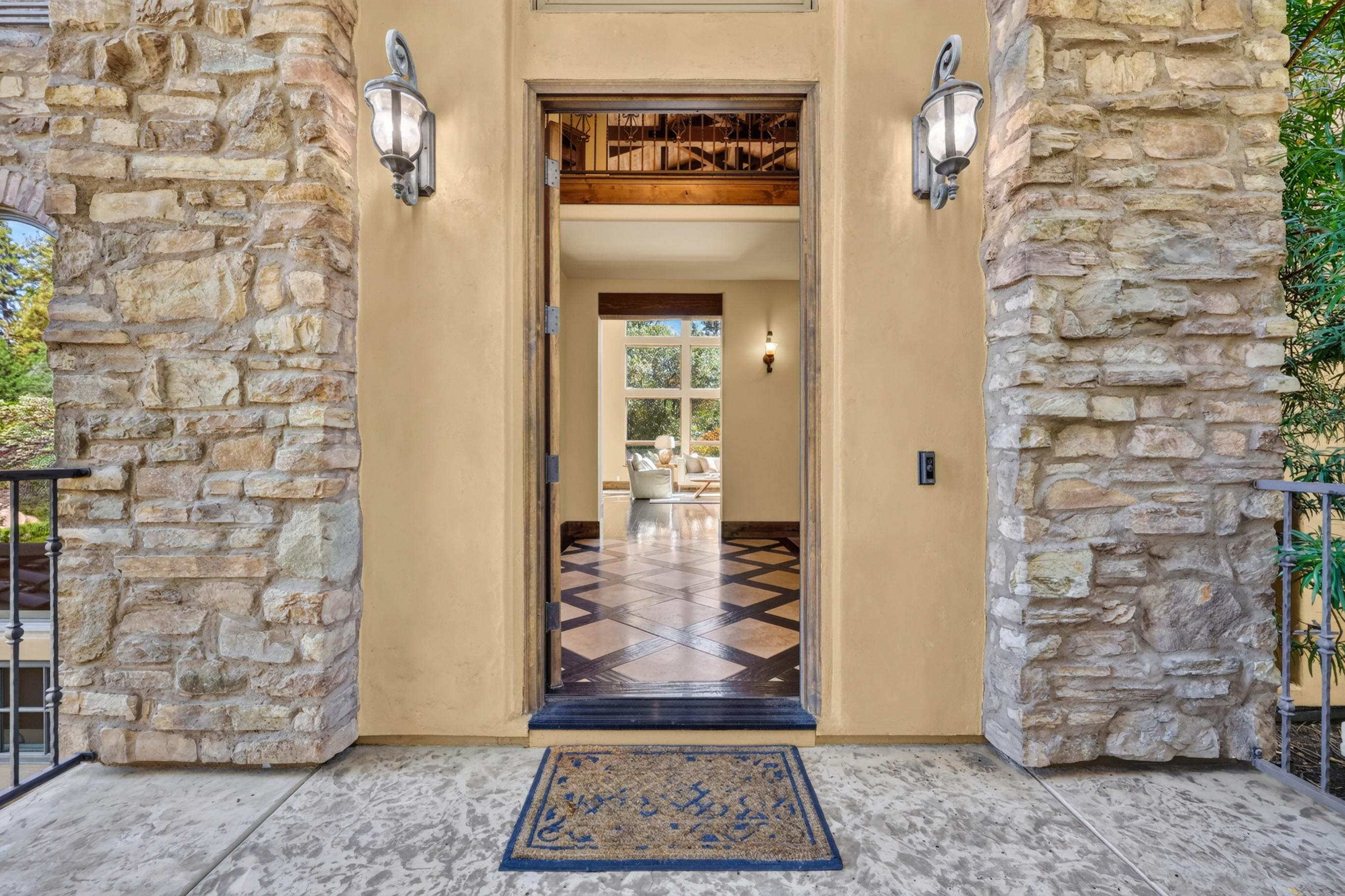  16279 Winchester Club Drive, Meadow Vista, CA 95722 - 物件實景