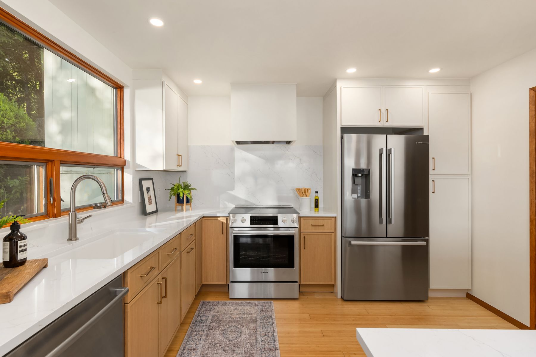 9453 Olympus Beach Rd NE, Bainbridge Island, WA 98110 - 物件實景