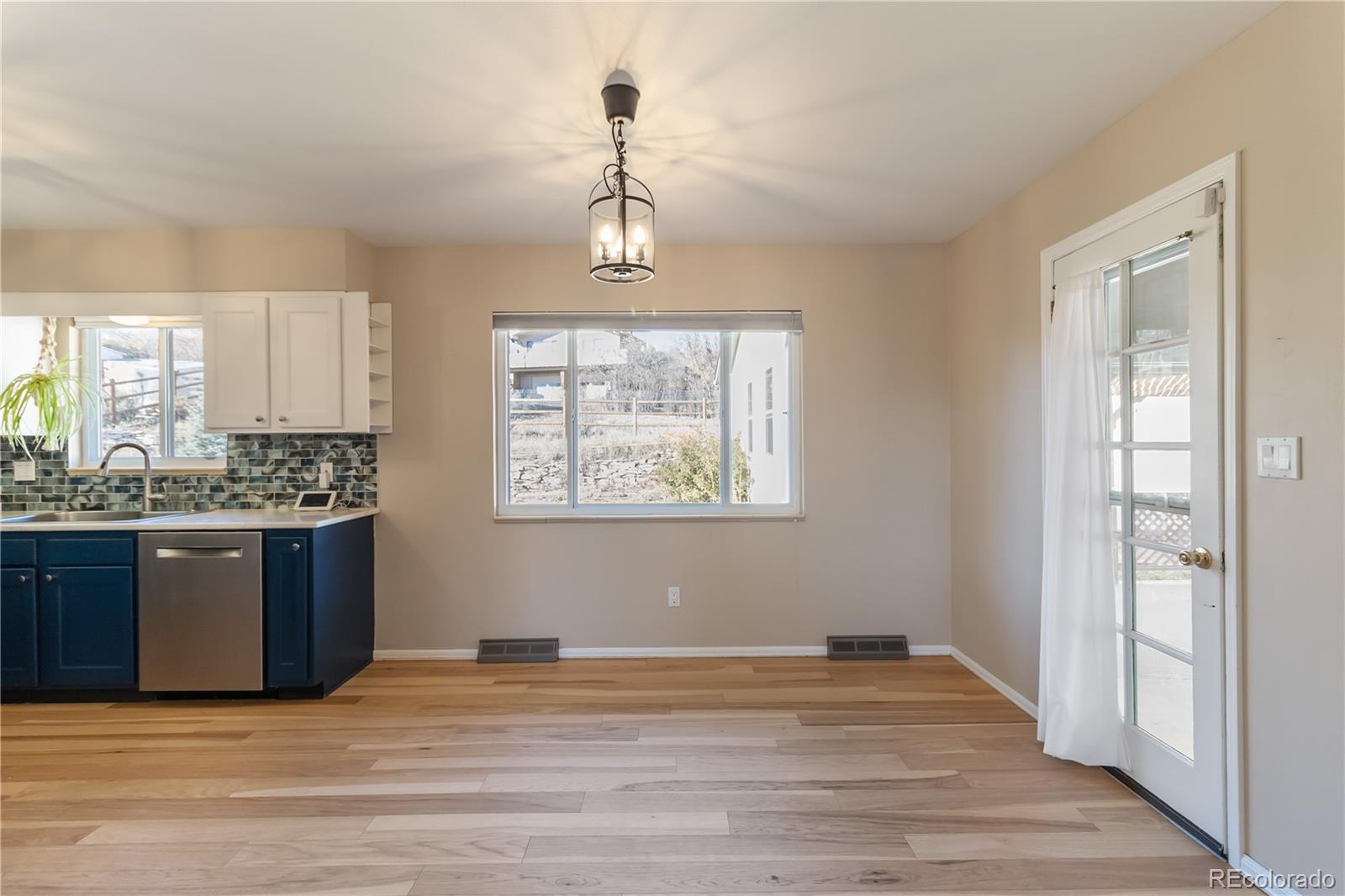 Castle Rock, Colorado, 80104, United States, 4 Bedrooms Bedrooms, ,Residential,For Sale,2005157