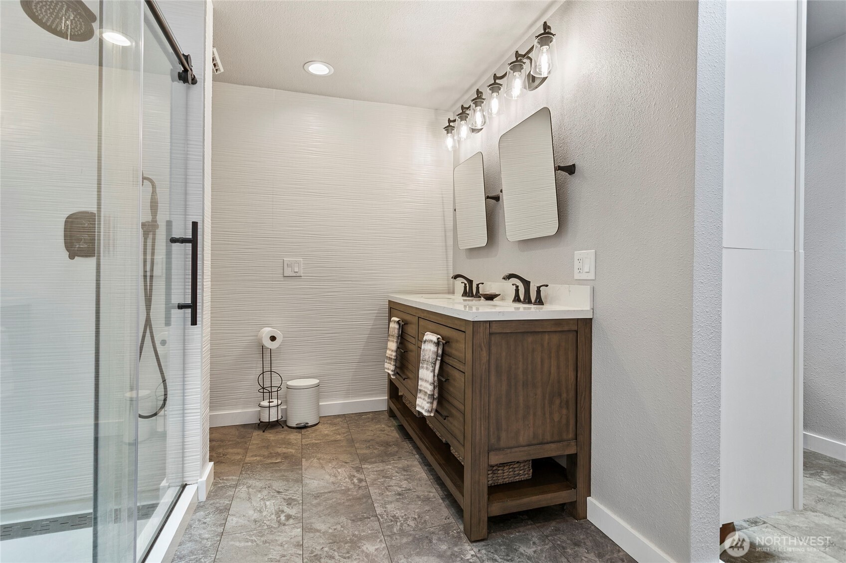 Ferndale, Washington, 98248, United States, 5 Bedrooms Bedrooms, ,1 BathroomBathrooms,Residential,For Sale,1901215