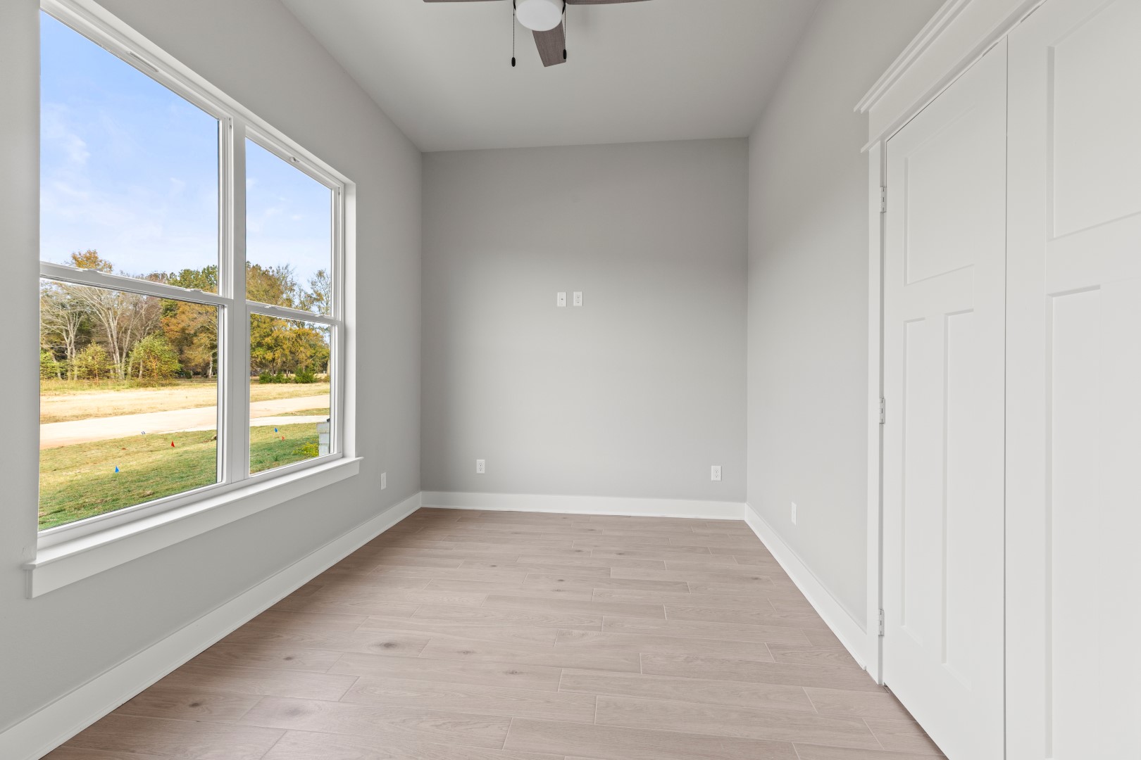 Tyler, Texas, 75704, United States, 3 Bedrooms Bedrooms, ,3 BathroomsBathrooms,Residential,For Sale,1979216