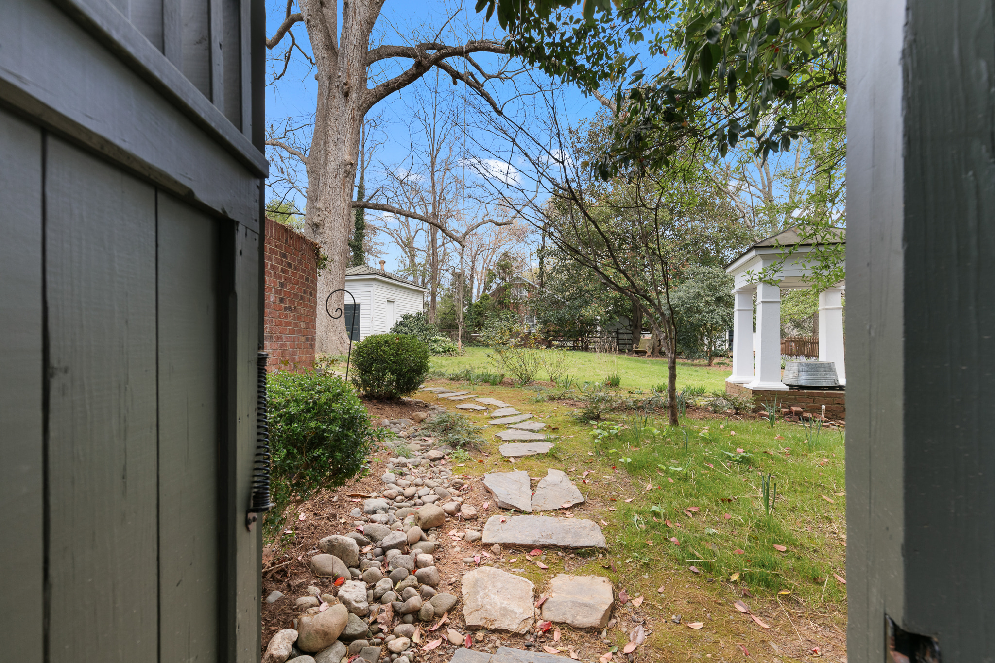  318 North Churton Street, Hillsborough, NC 27278 - 物件實景