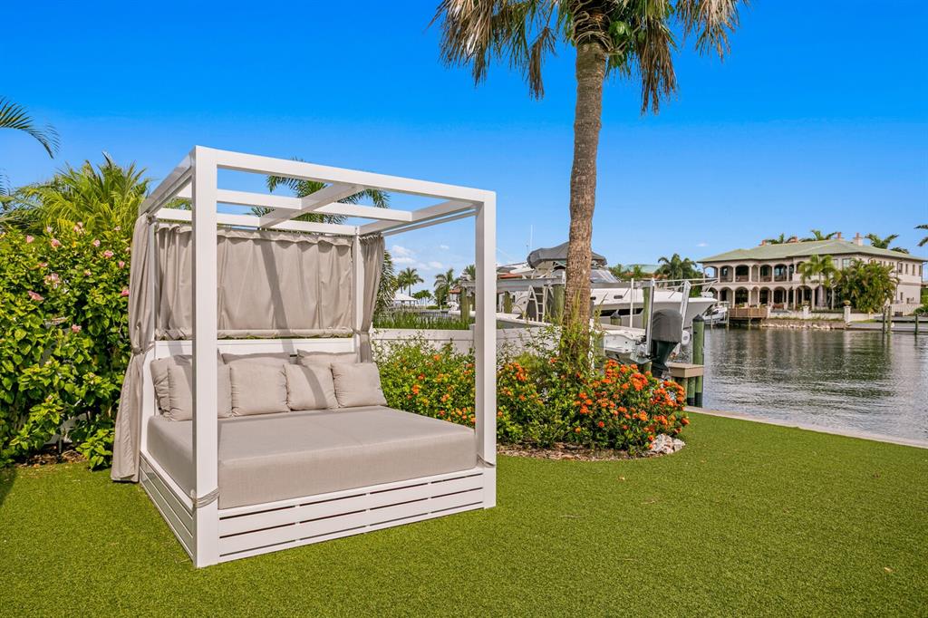 Tampa, Florida, 33629, United States, 4 Bedrooms Bedrooms, ,6 BathroomsBathrooms,Residential,For Sale,1932430