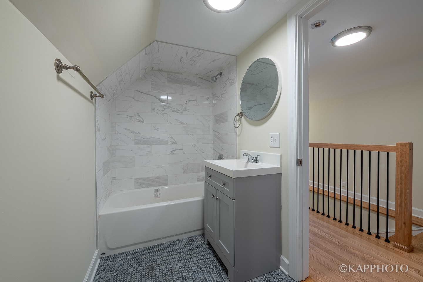 Chicago, Illinois, 60618, United States, 9 Bedrooms Bedrooms, ,Residential,For Sale,1977178