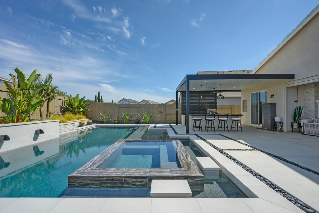 Roseville, California, 95747, United States, 4 Bedrooms Bedrooms, ,4 BathroomsBathrooms,Residential,For Sale,1927249