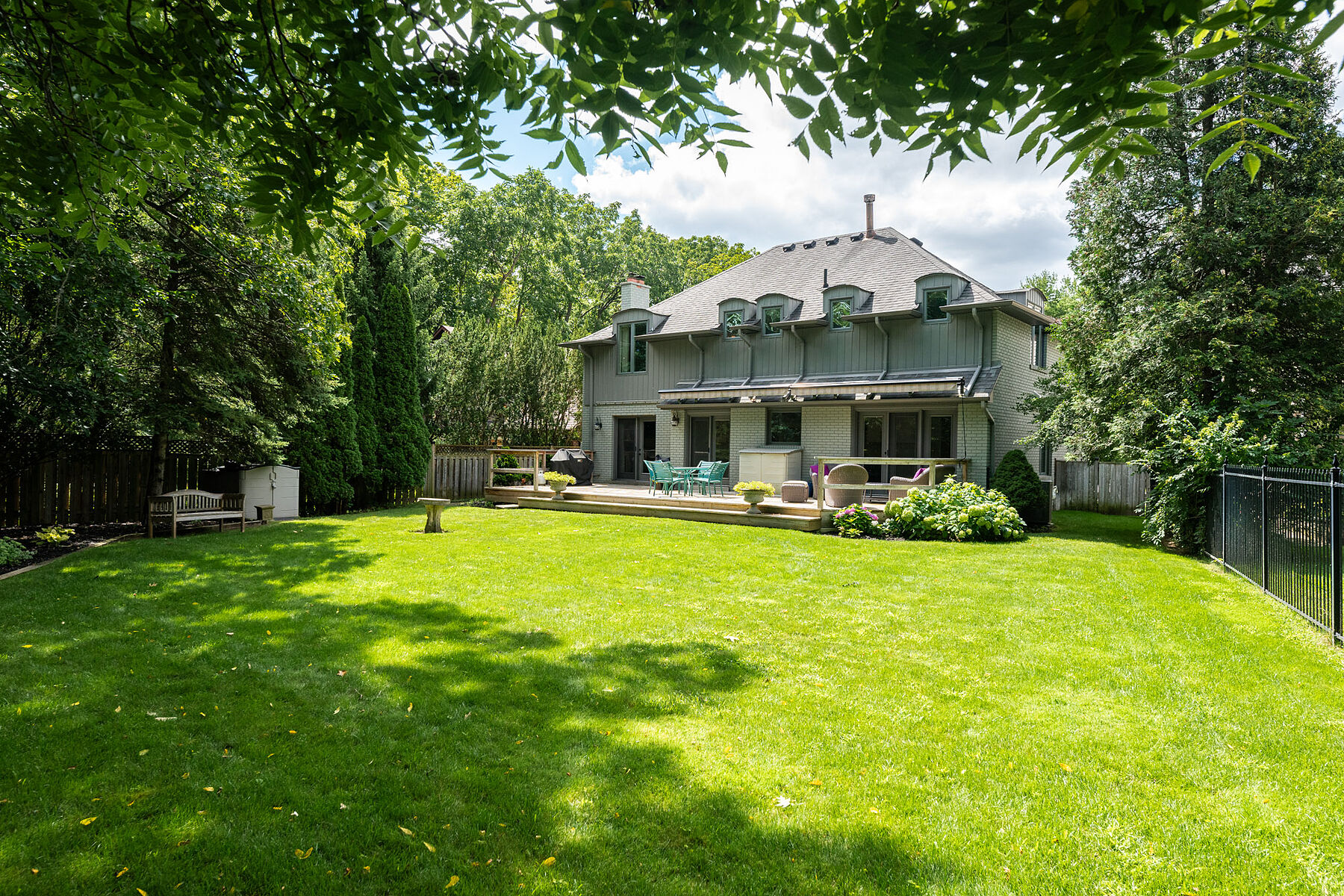  Southeast Oakville Cul-de-Sac - 物件實景