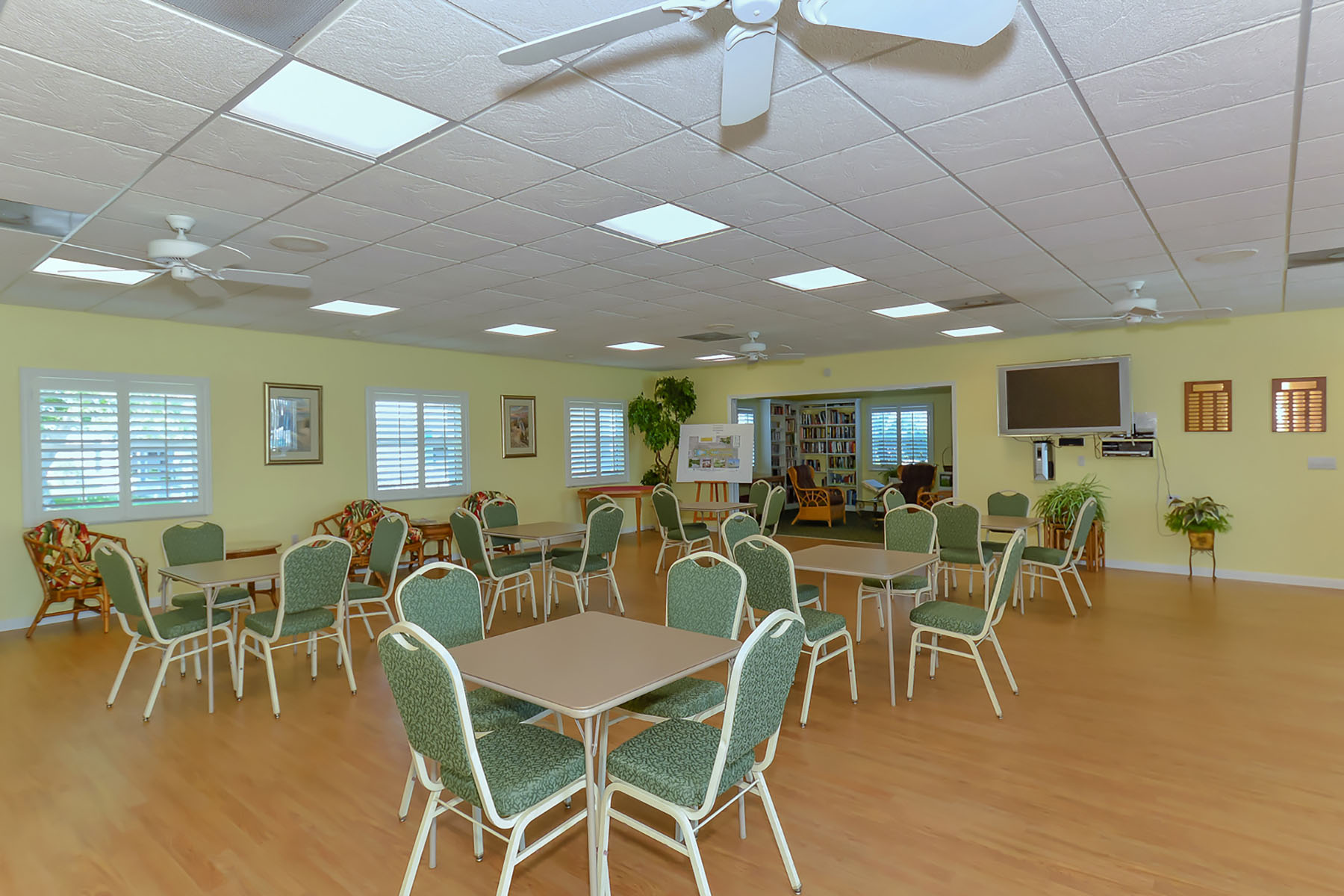  SPANISH MAIN YACHT CLUB CONDO - 物件實景
