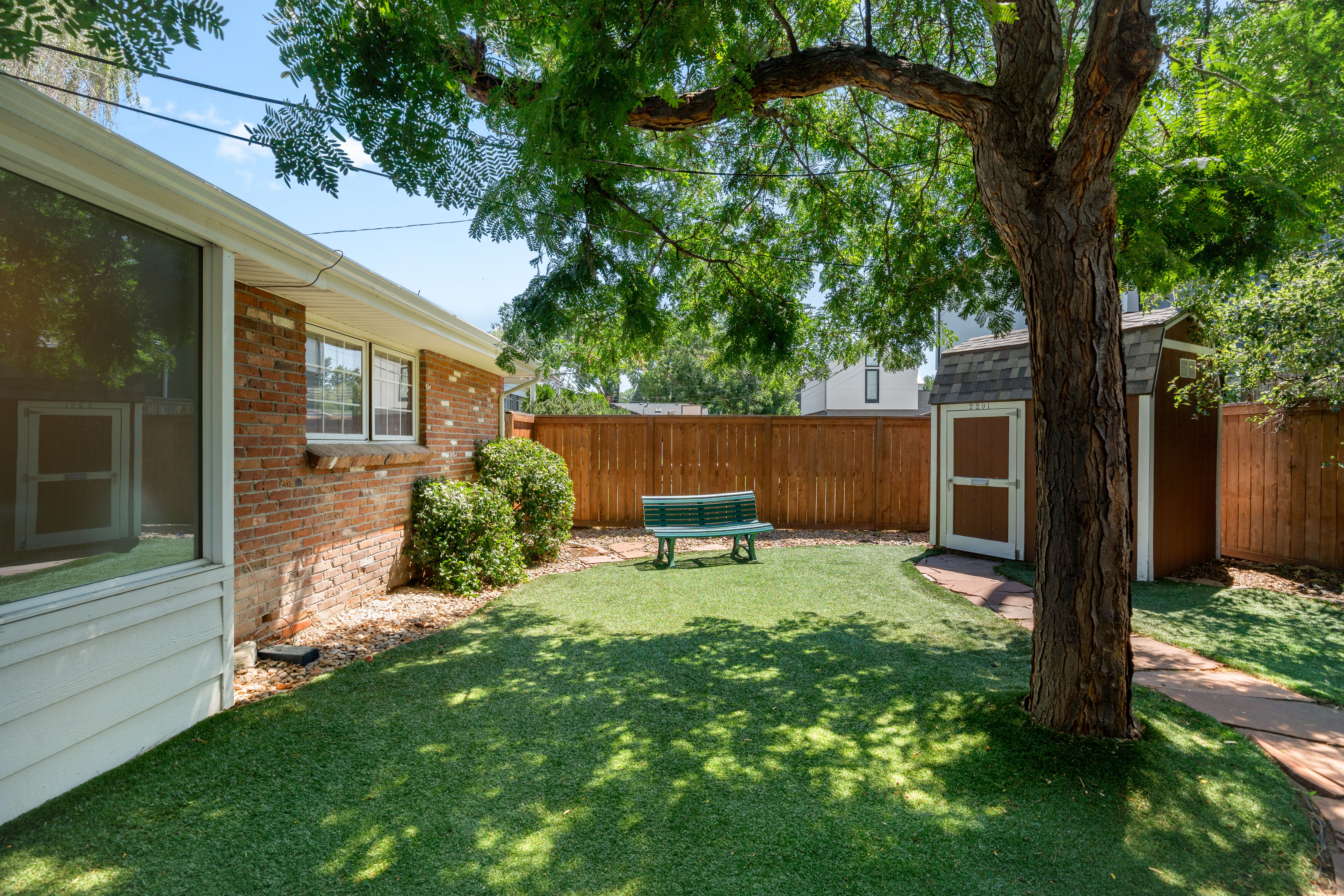  Spacious ranch-style home offers a functional floor plan - 物件實景