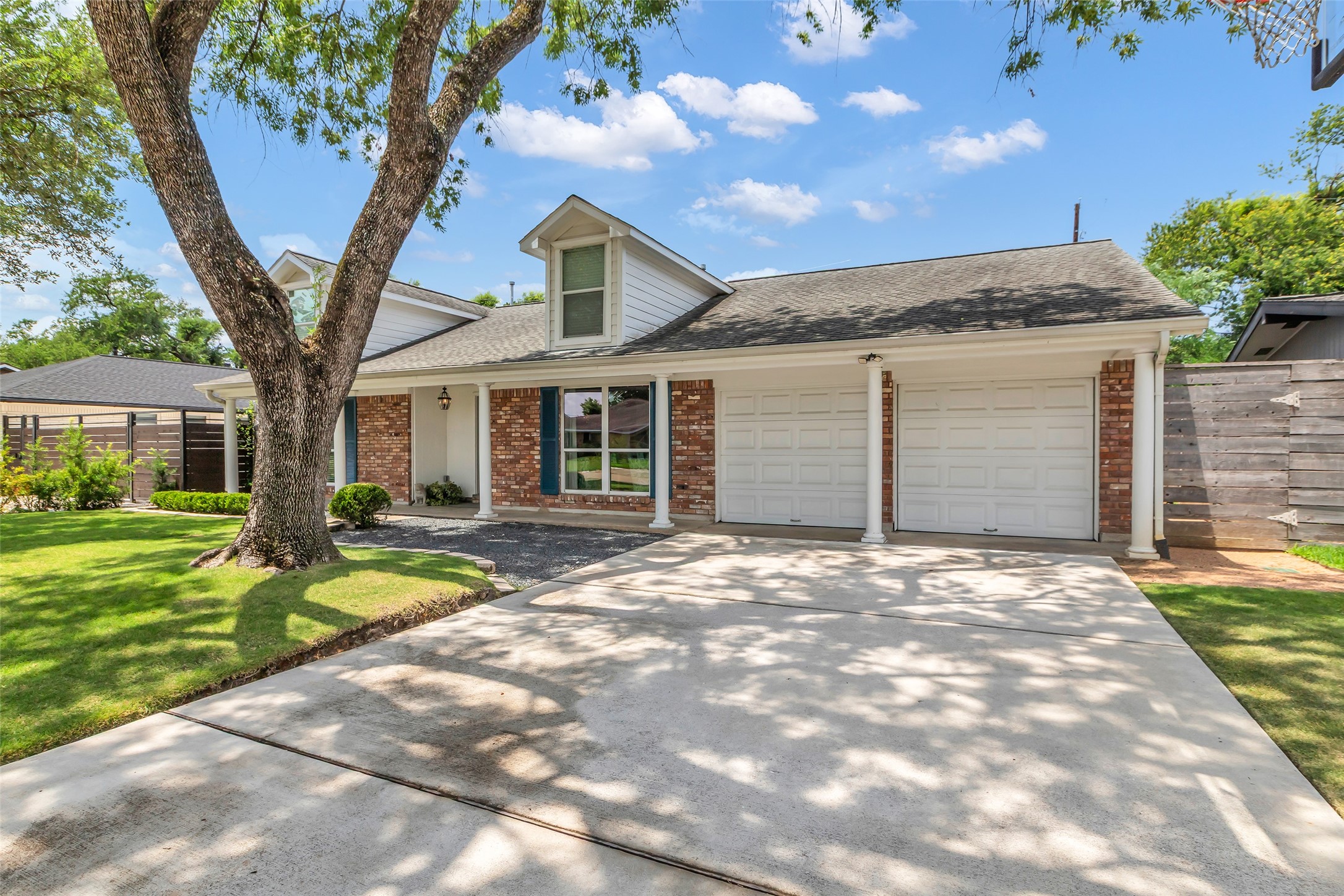 1819 Mill Creek Drive - 物件實景