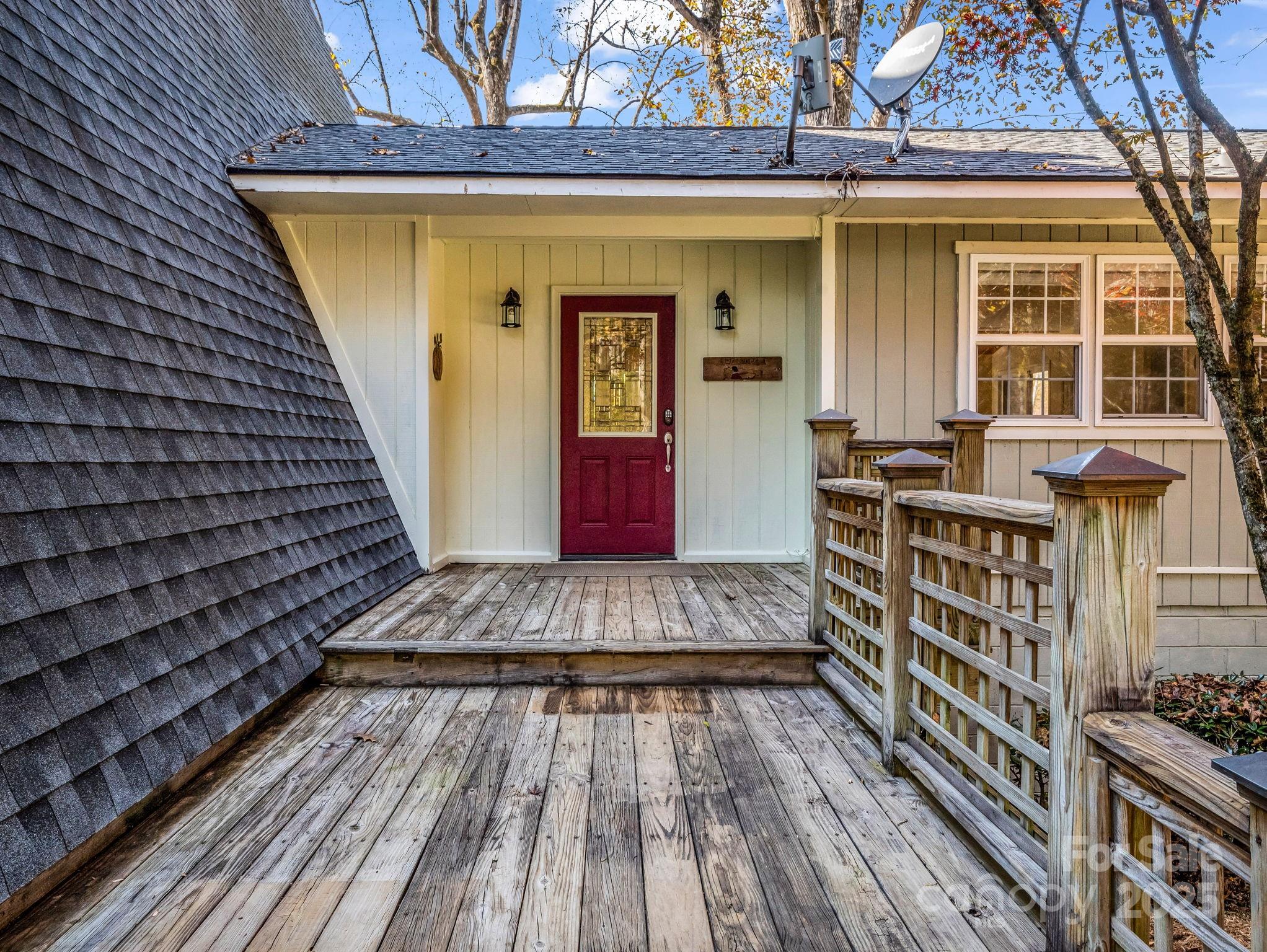 Lake Lure, North Carolina, 28746, United States, 4 Bedrooms Bedrooms, ,4 BathroomsBathrooms,Residential,For Sale,1990226