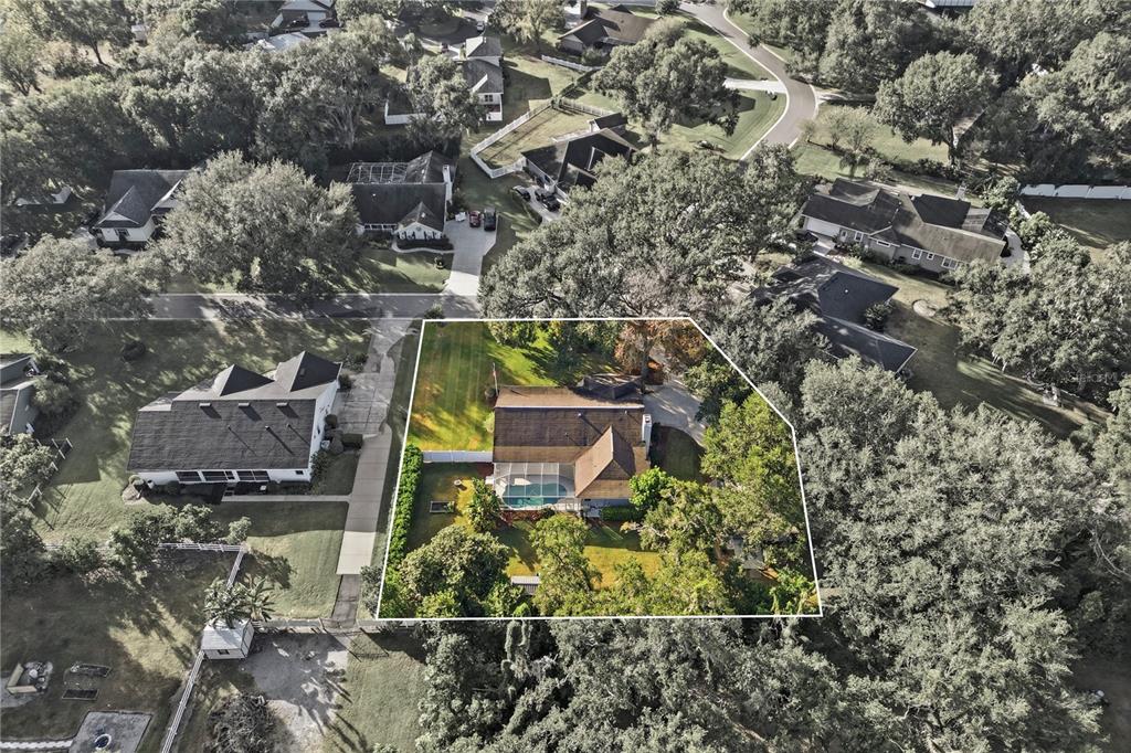 Lakeland, Florida, 33810, United States, 3 Bedrooms Bedrooms, ,2 BathroomsBathrooms,Residential,For Sale,1999879