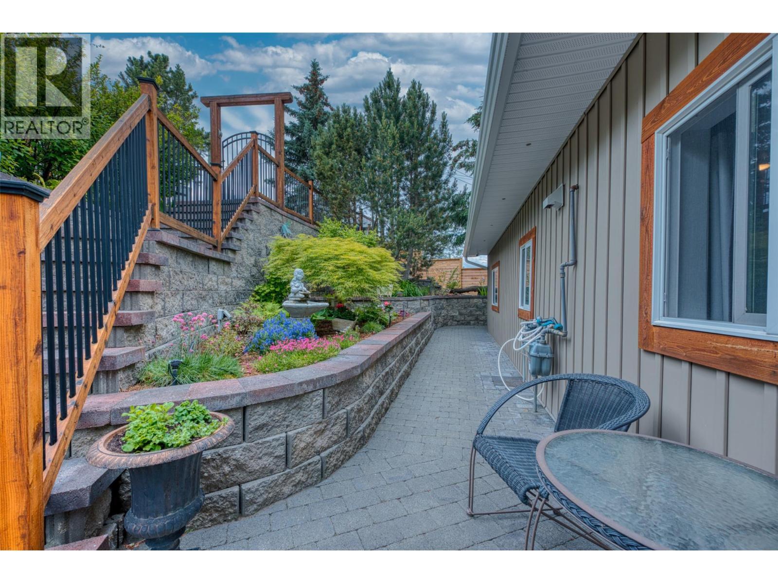 LAKE COUNTRY, British Columbia, V4V 1W7, CA, 2 Bedrooms Bedrooms, ,2 BathroomsBathrooms,Residential,For Sale,1950731