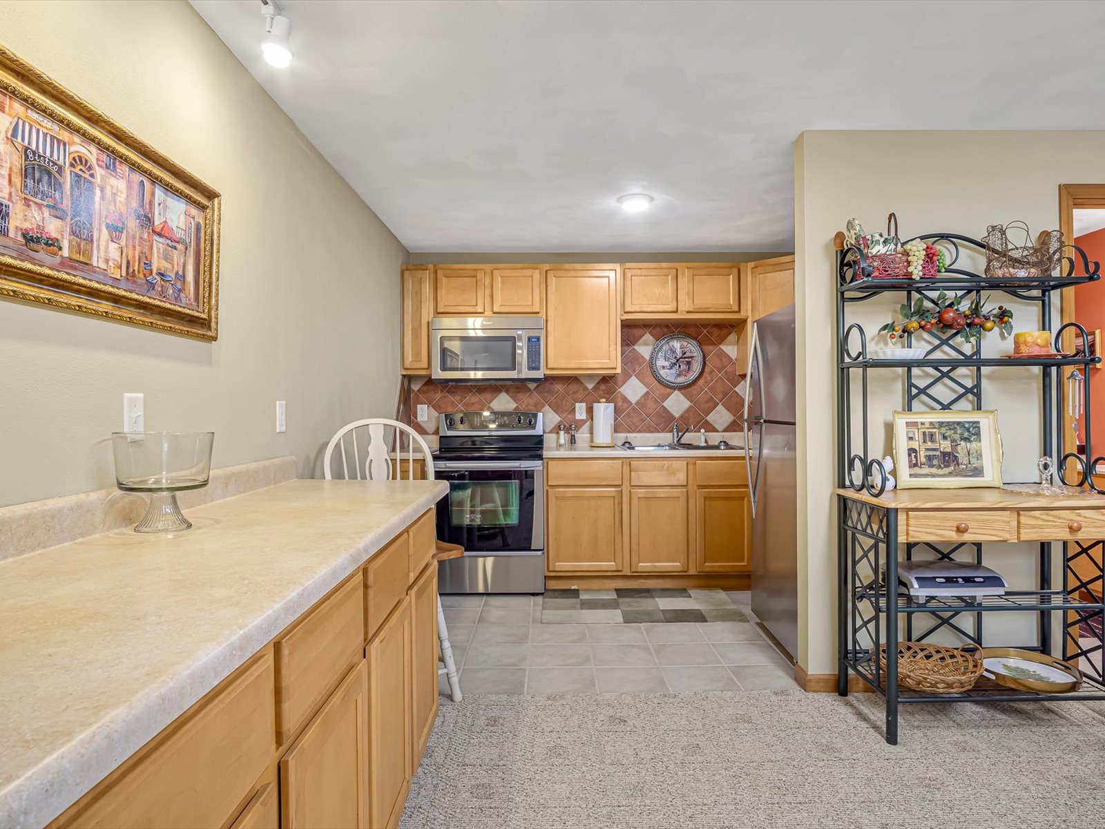 Swansea, Illinois, 62226, United States, 4 Bedrooms Bedrooms, ,4 BathroomsBathrooms,Residential,For Sale,1863975