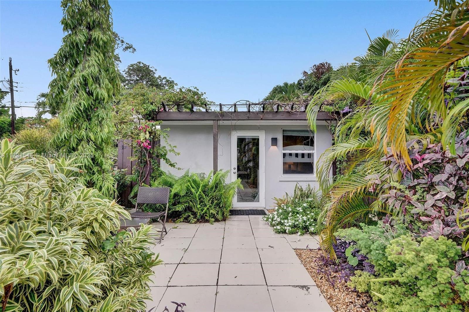 Fort Lauderdale, Florida, 33305, United States, 3 Bedrooms Bedrooms, ,2 BathroomsBathrooms,Residential,For Sale,1695388