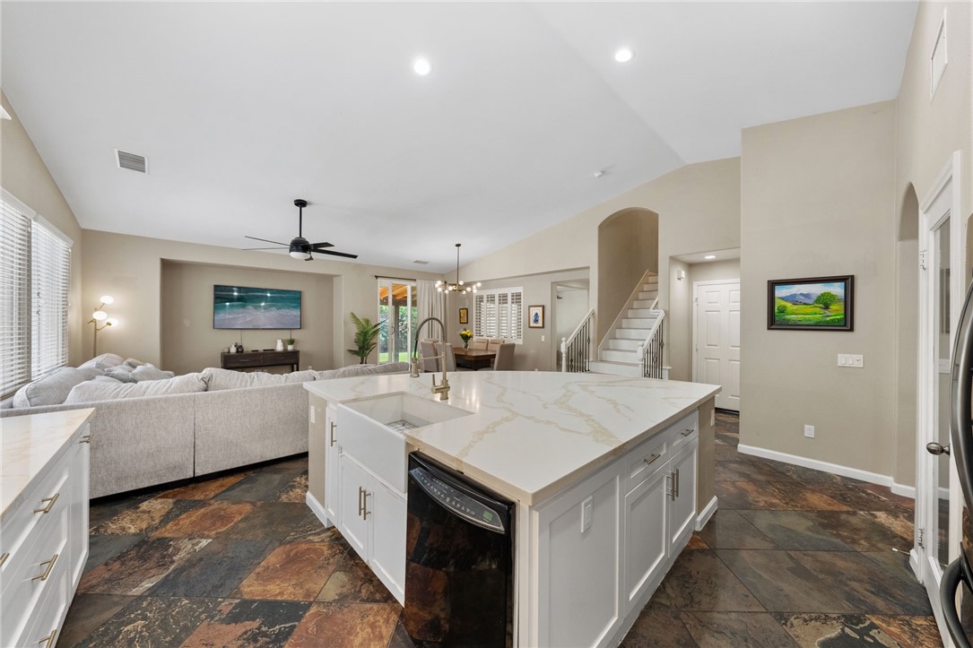 Lake Elsinore, California, 92532, United States, 3 Bedrooms Bedrooms, ,3 BathroomsBathrooms,Residential,For Sale,2049094