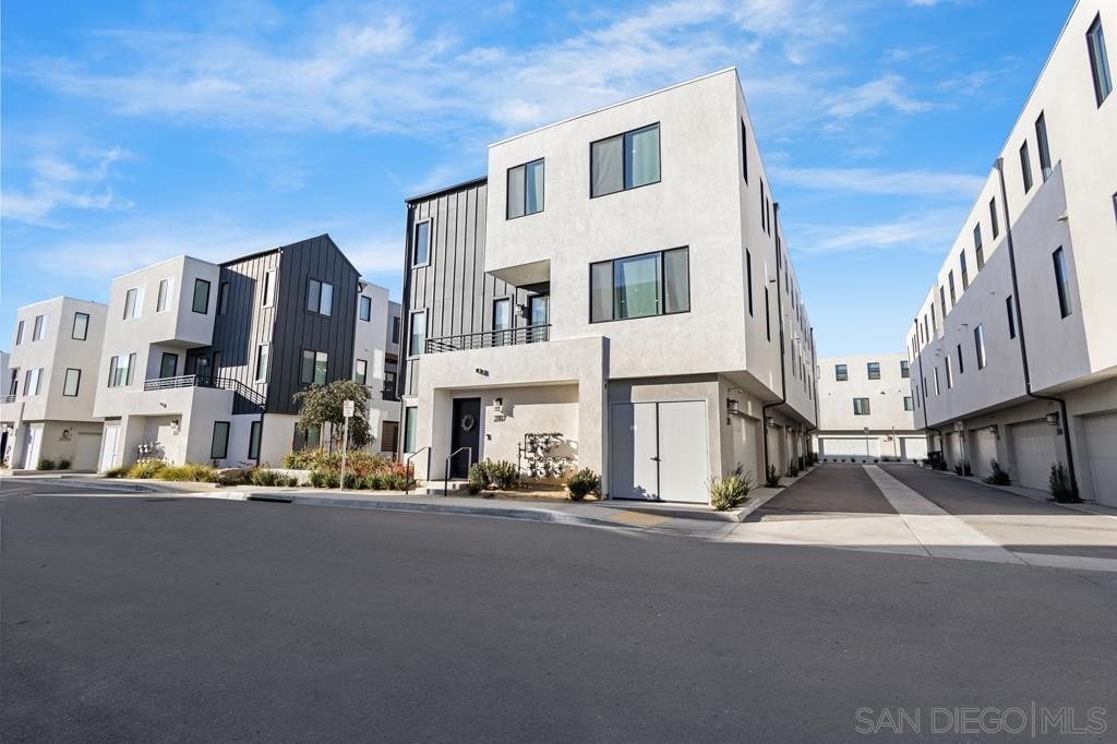 San Diego, California, 92154, United States, 4 Bedrooms Bedrooms, ,4 BathroomsBathrooms,Residential,For Sale,1721951