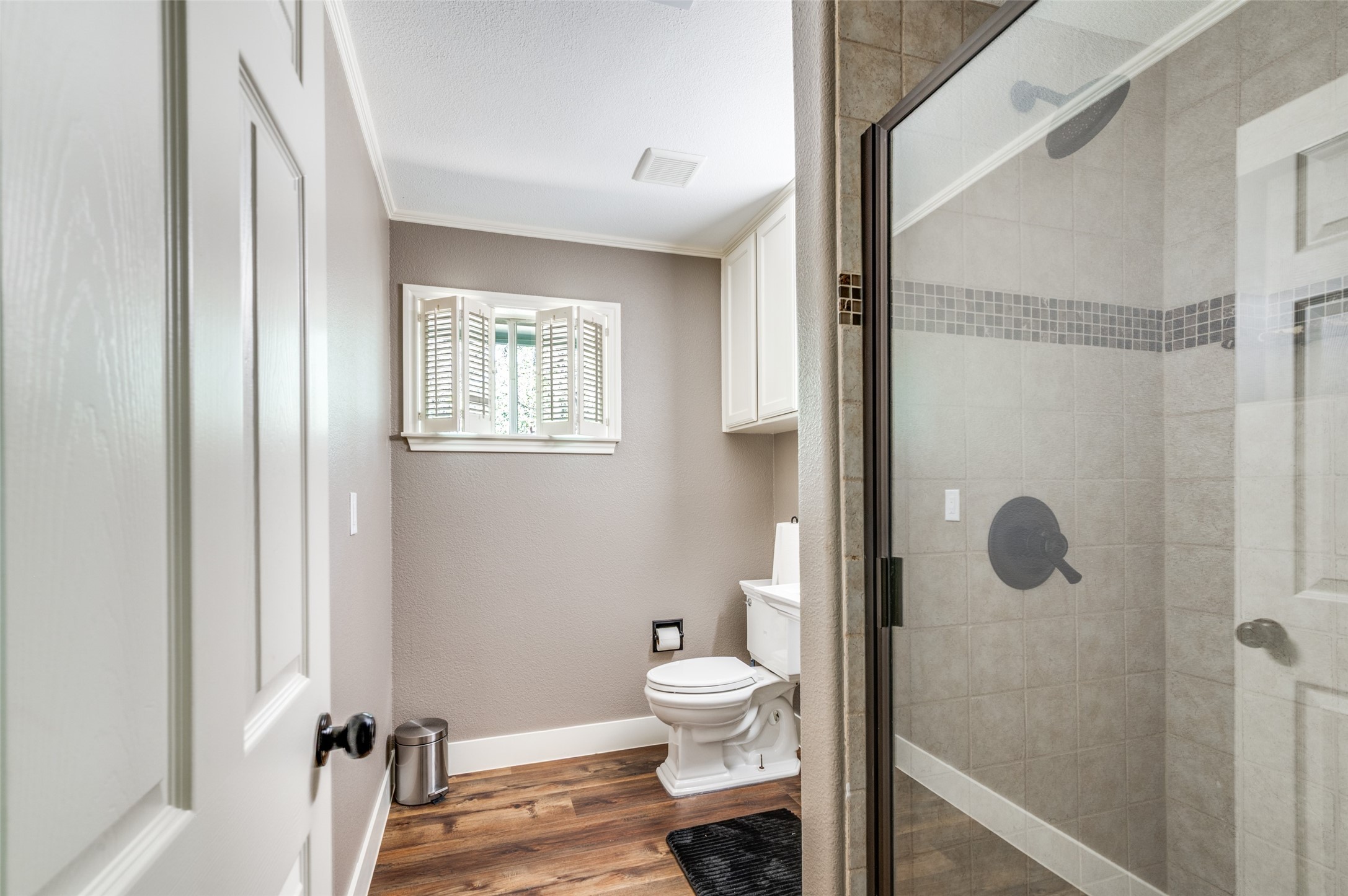 Arlington, Texas, 76017, United States, 3 Bedrooms Bedrooms, ,4 BathroomsBathrooms,Residential,For Sale,1934501