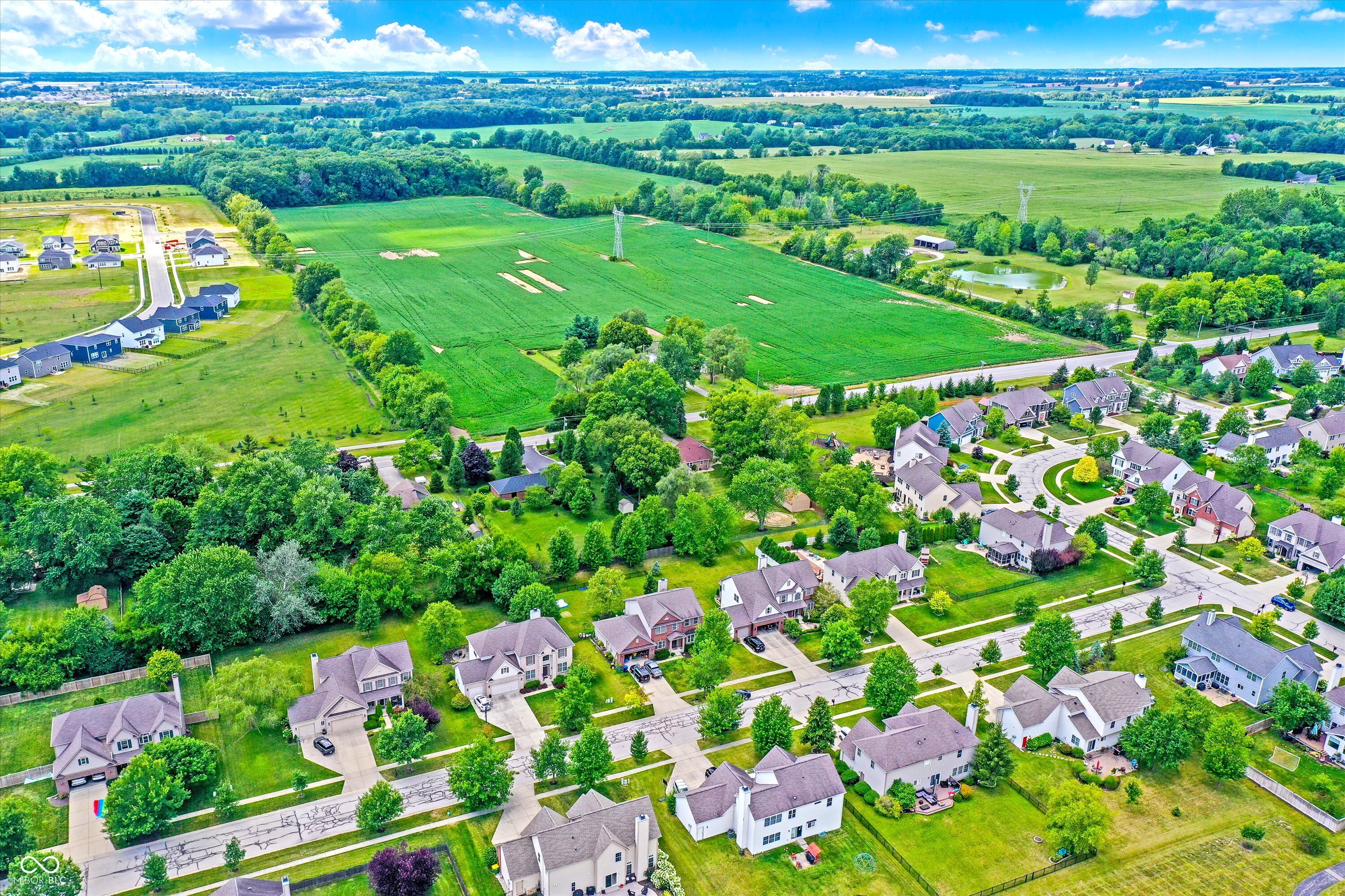 Zionsville, Indiana, 46077, United States, 3 Bedrooms Bedrooms, ,3 BathroomsBathrooms,Residential,For Sale,1975998