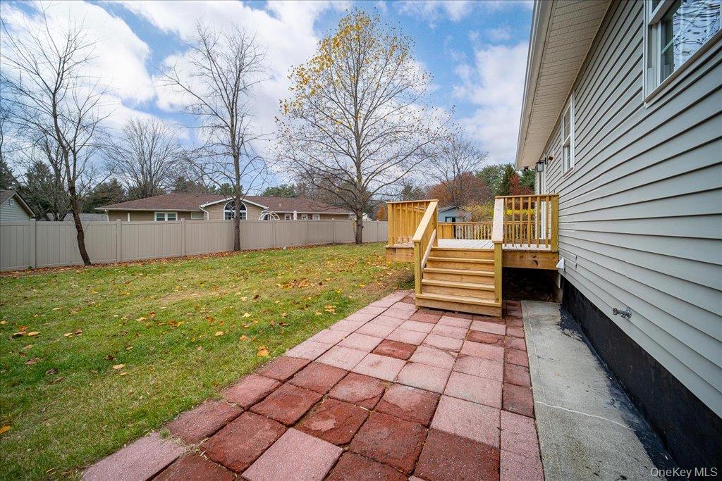 Tilson, New York, 12486, United States, 3 Bedrooms Bedrooms, ,2 BathroomsBathrooms,Residential,For Sale,1995133