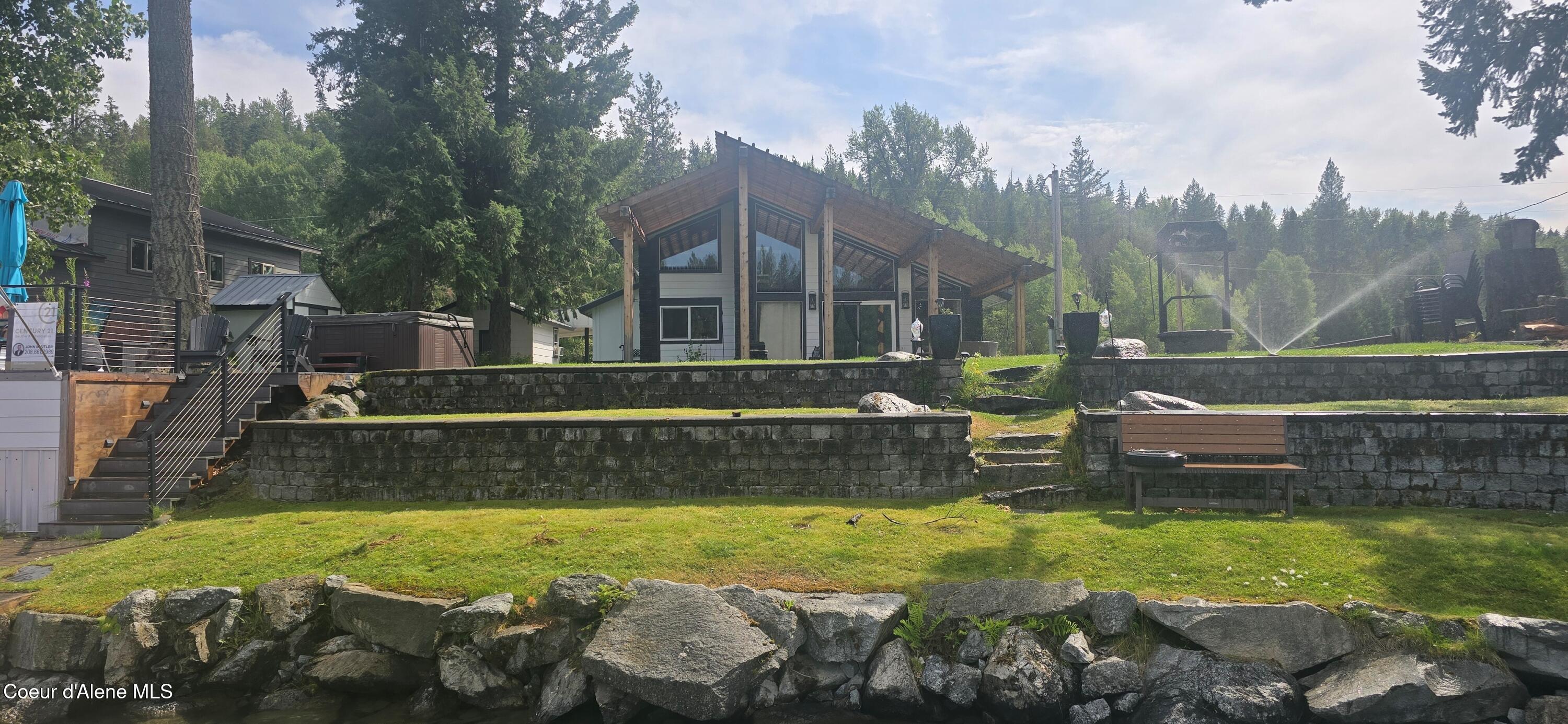 Priest River, Idaho, 83856, United States, 2 Bedrooms Bedrooms, ,2 BathroomsBathrooms,Residential,For Sale,1798320