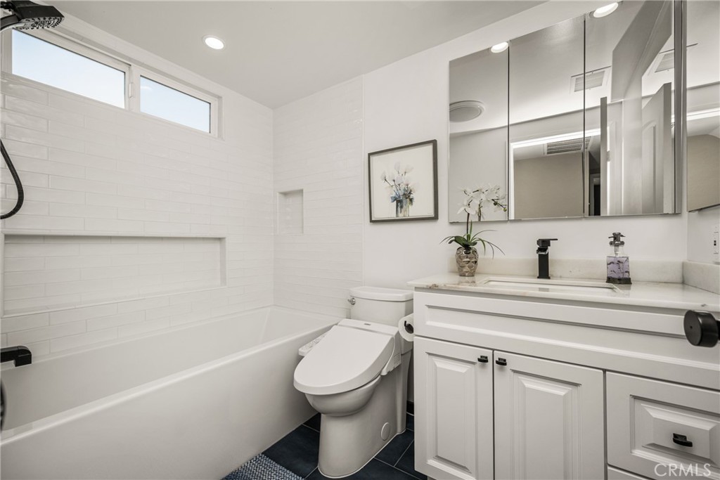 Orange, California, 92865, United States, 4 Bedrooms Bedrooms, ,3 BathroomsBathrooms,Residential,For Sale,1989435