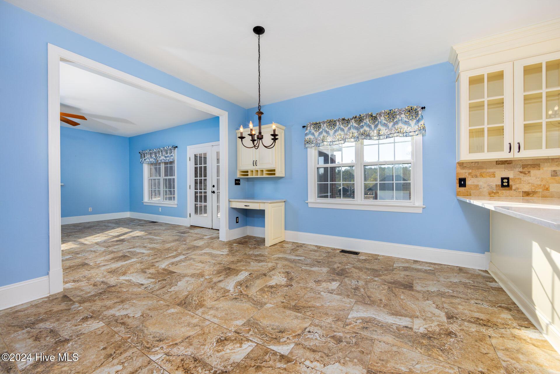 Currituck, North Carolina, 27929, United States, 4 Bedrooms Bedrooms, ,4 BathroomsBathrooms,Residential,For Sale,1849903