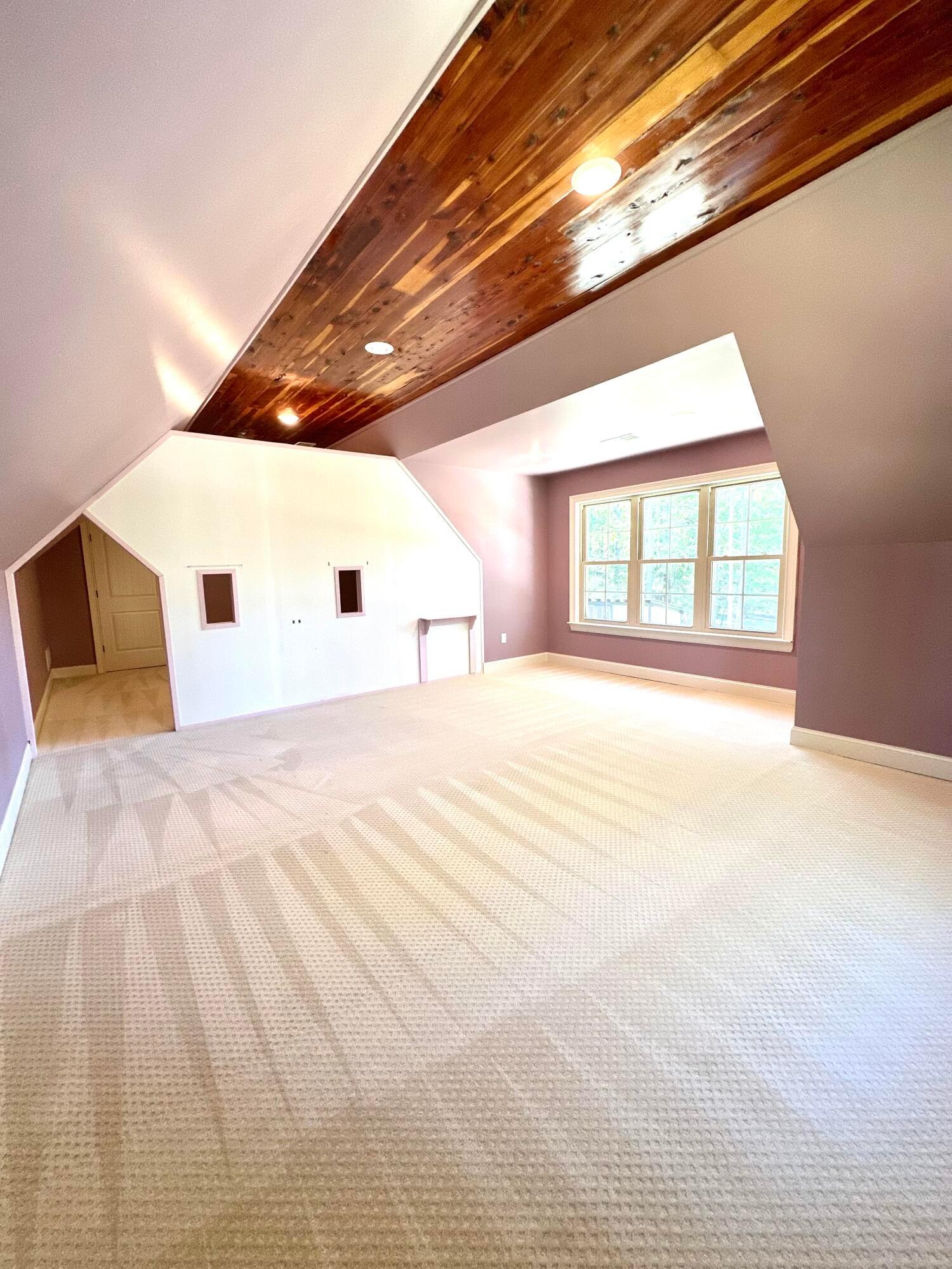 Mooreville, Mississippi, 38857, United States, 4 Bedrooms Bedrooms, ,3 BathroomsBathrooms,Residential,For Sale,1970025