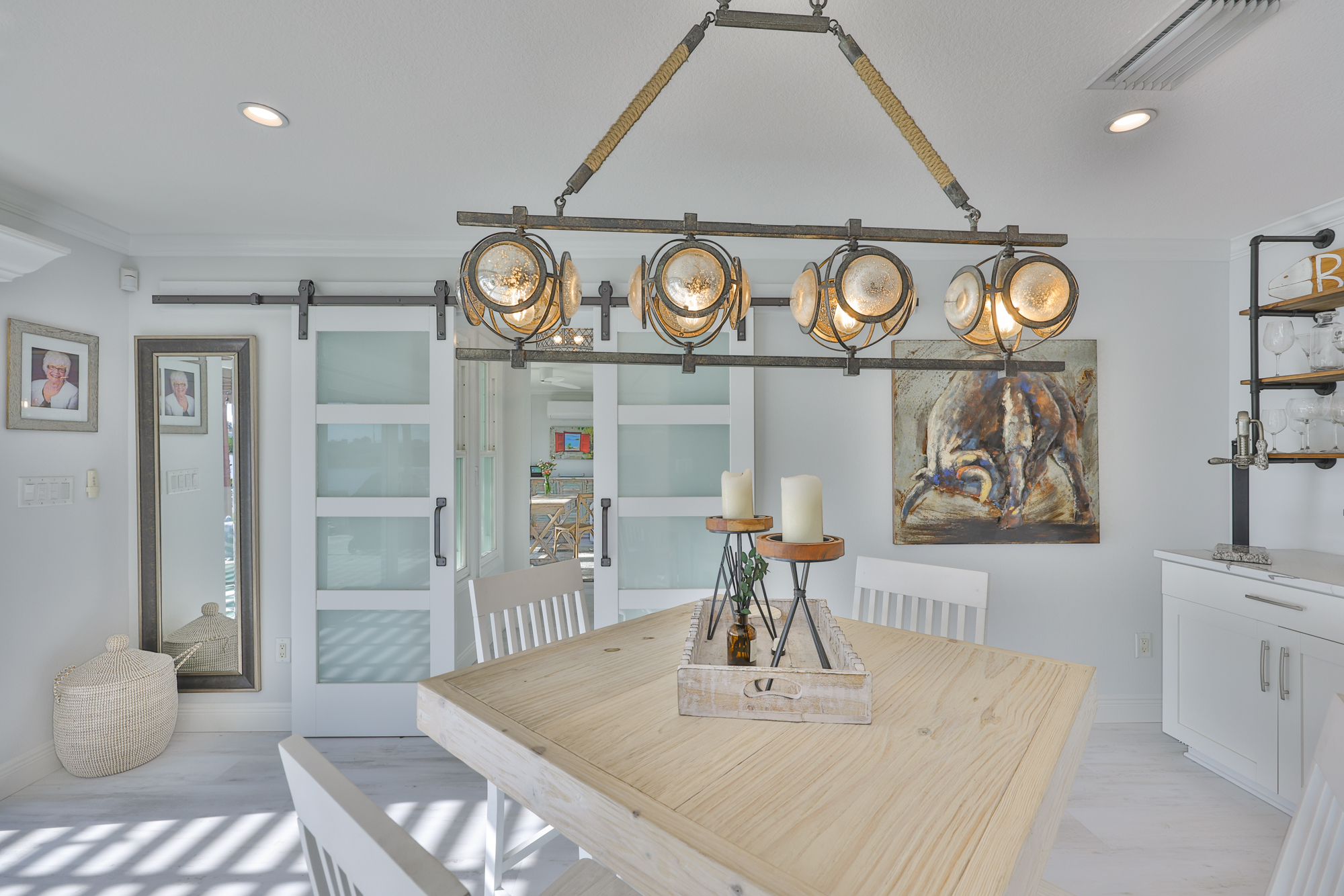 Largo, Florida, 33770, United States, 3 Bedrooms Bedrooms, ,4 BathroomsBathrooms,Residential,For Sale,1982146