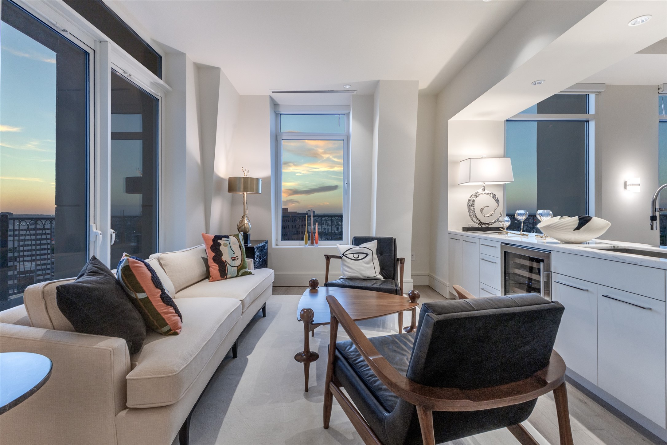 Dallas, Texas, 75219, United States, 3 Bedrooms Bedrooms, ,4 BathroomsBathrooms,Residential,For Sale,1993502