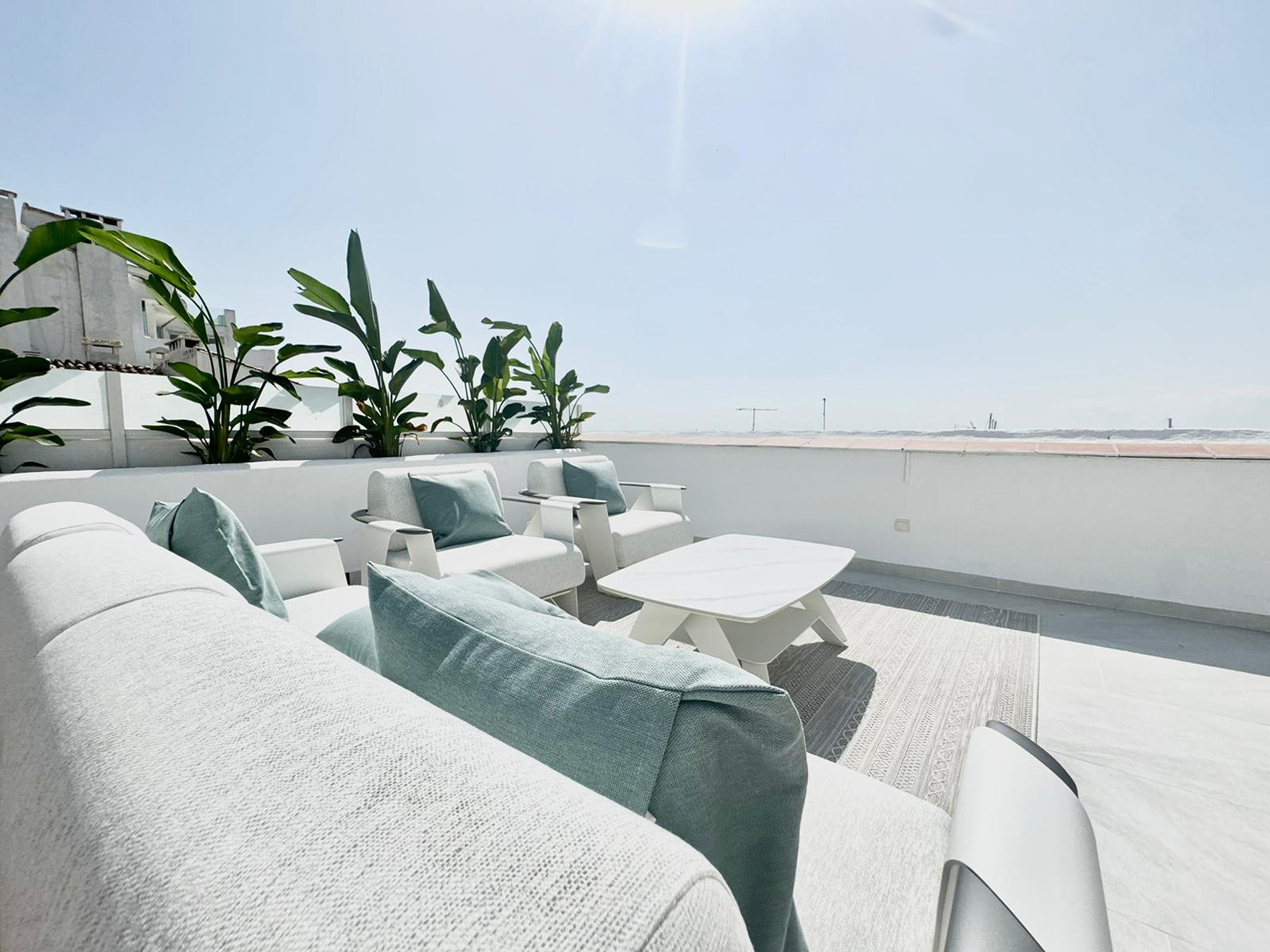  Renovated Puerto Banús penthouse with expansive terrace - 物件實景