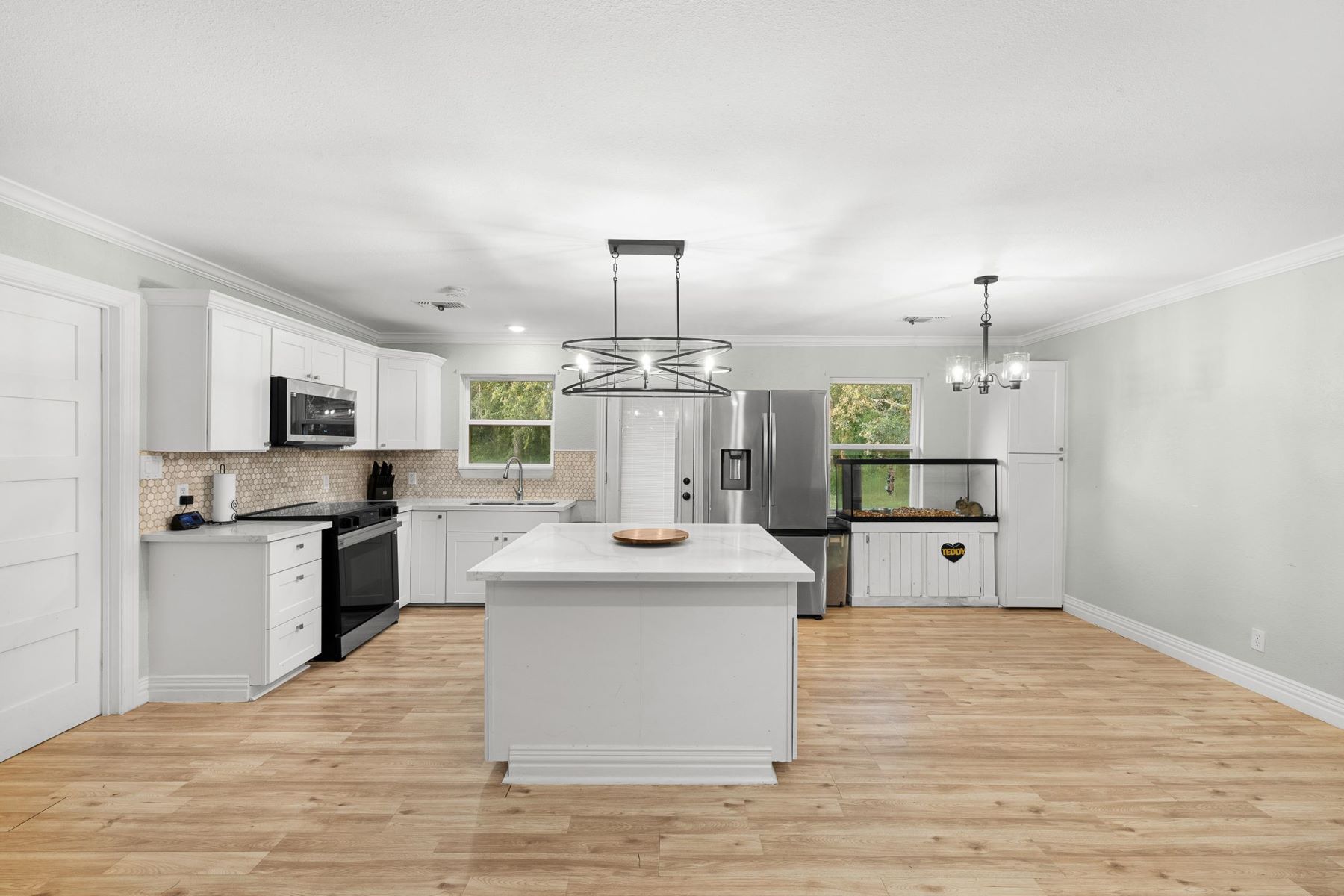  8822 Punchard Lane, Bellville, TX, 77418 - 物件實景