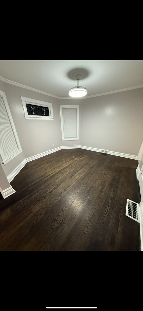 Chicago, Illinois, 60625, United States, 6 Bedrooms Bedrooms, ,Residential,For Sale,2006244