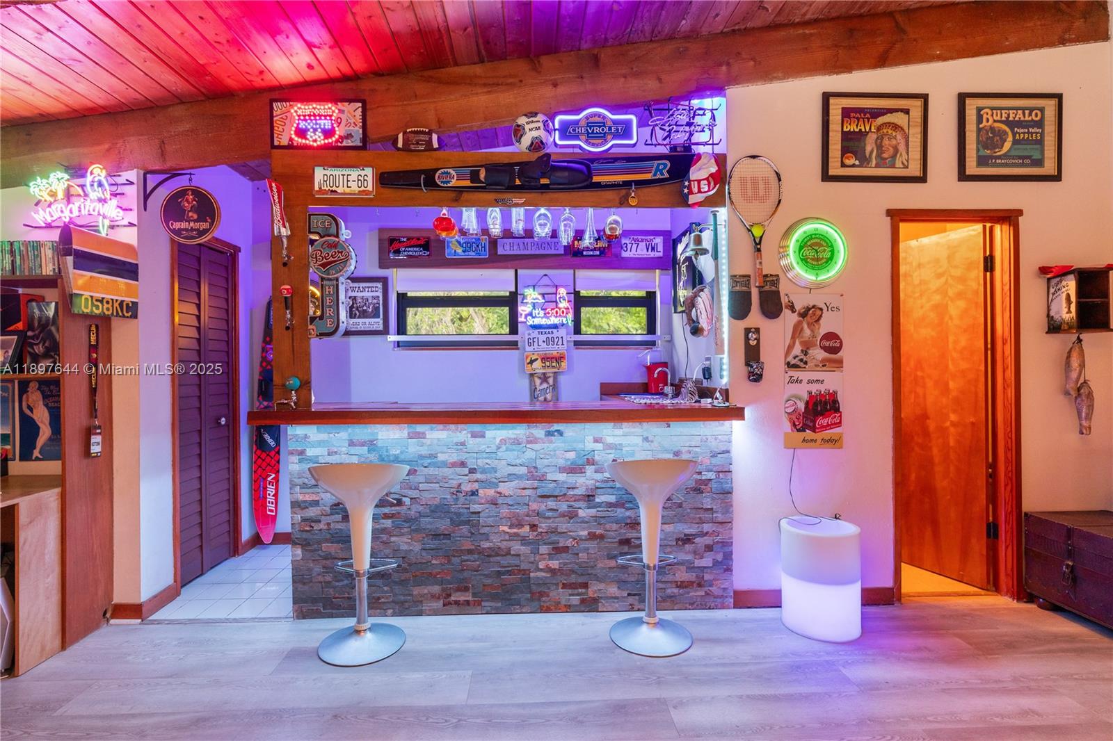 Palmetto Bay, Florida, 33157, United States, 4 Bedrooms Bedrooms, ,4 BathroomsBathrooms,Residential,For Sale,1966916