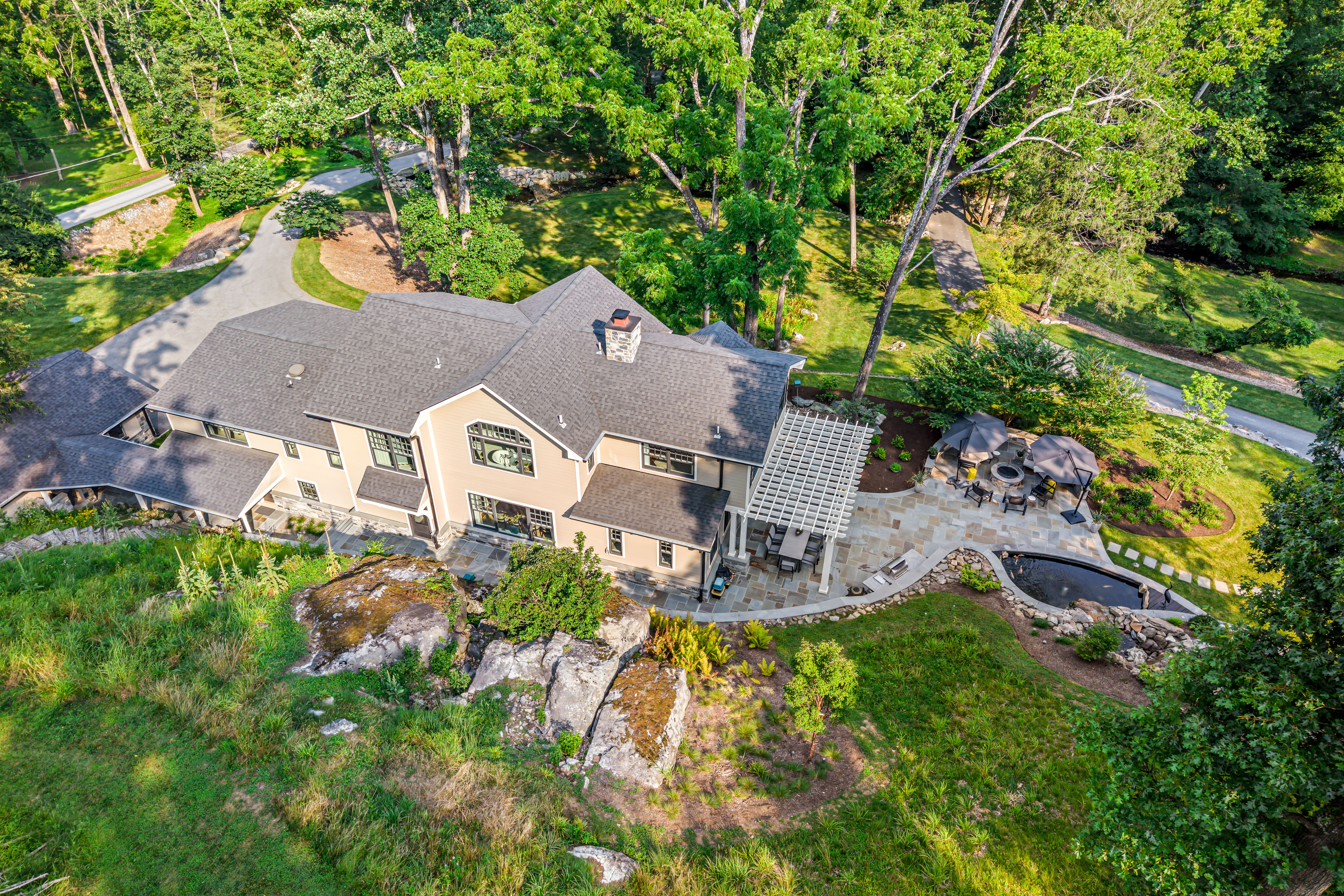  4113 & 4105 Hollow Road, Phoenixville, PA 19460 - 物件實景