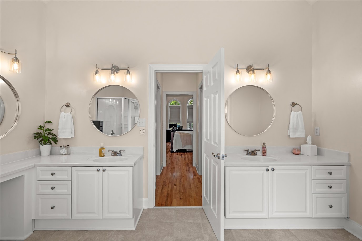 Villa Rica, Georgia, 30180, United States, 6 Bedrooms Bedrooms, ,4 BathroomsBathrooms,Residential,For Sale,1983769