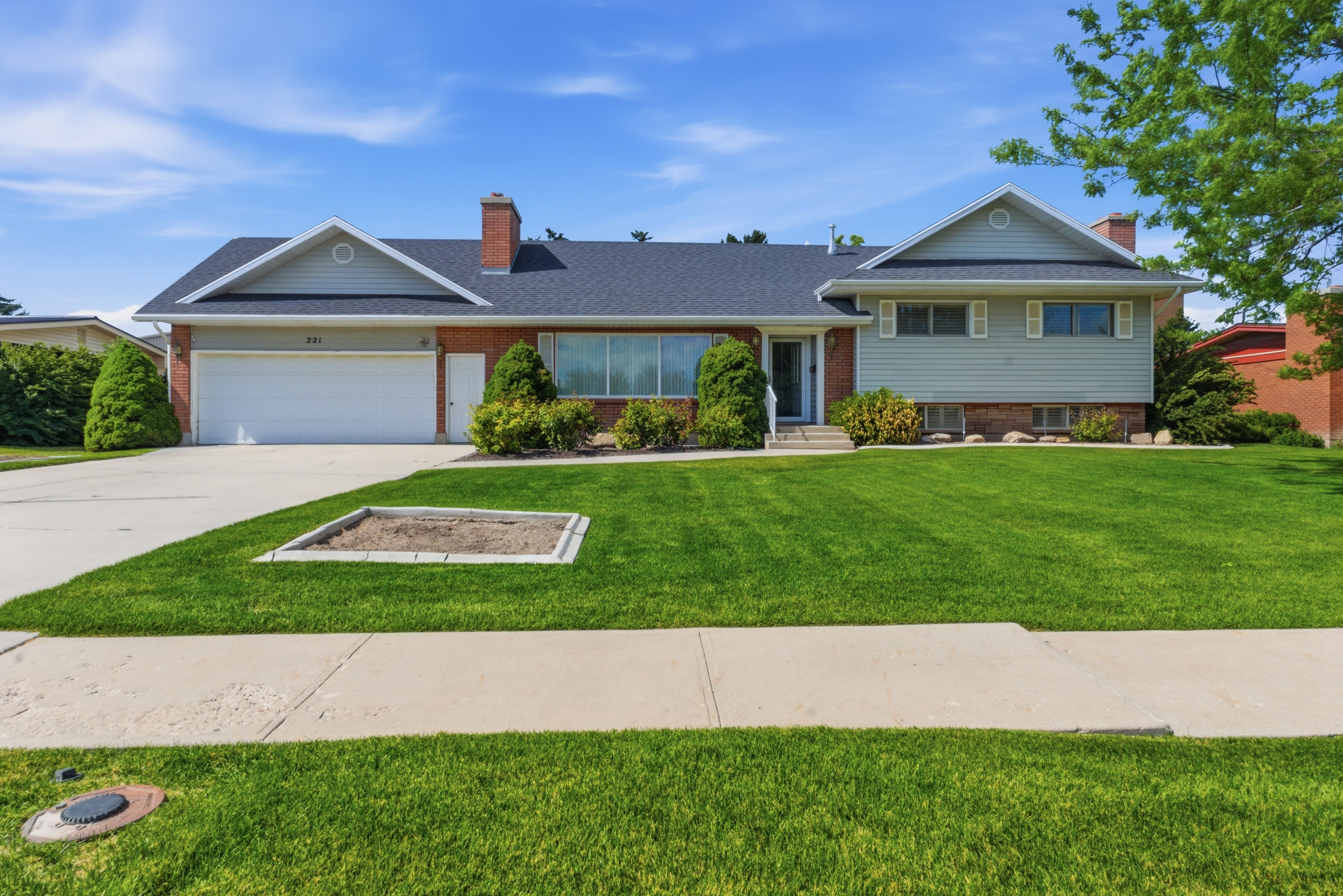 800 , Tremonton, UT 84337