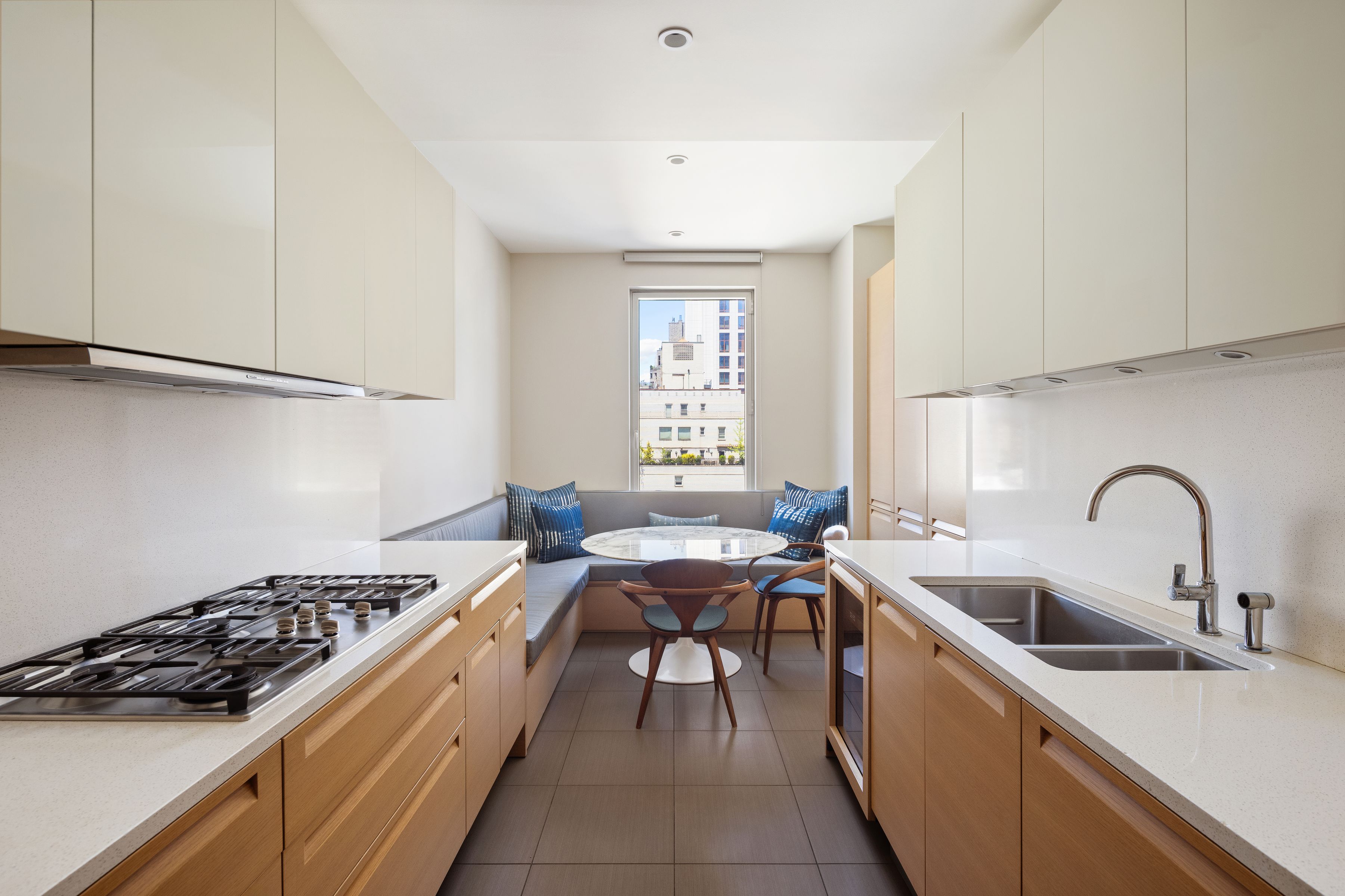  255 East 74th Street - 物件實景