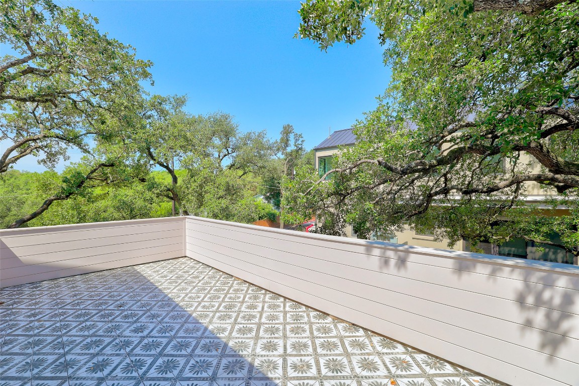 Austin, Texas, 78704, United States, 2 Bedrooms Bedrooms, ,3 BathroomsBathrooms,Residential,For Sale,1848594