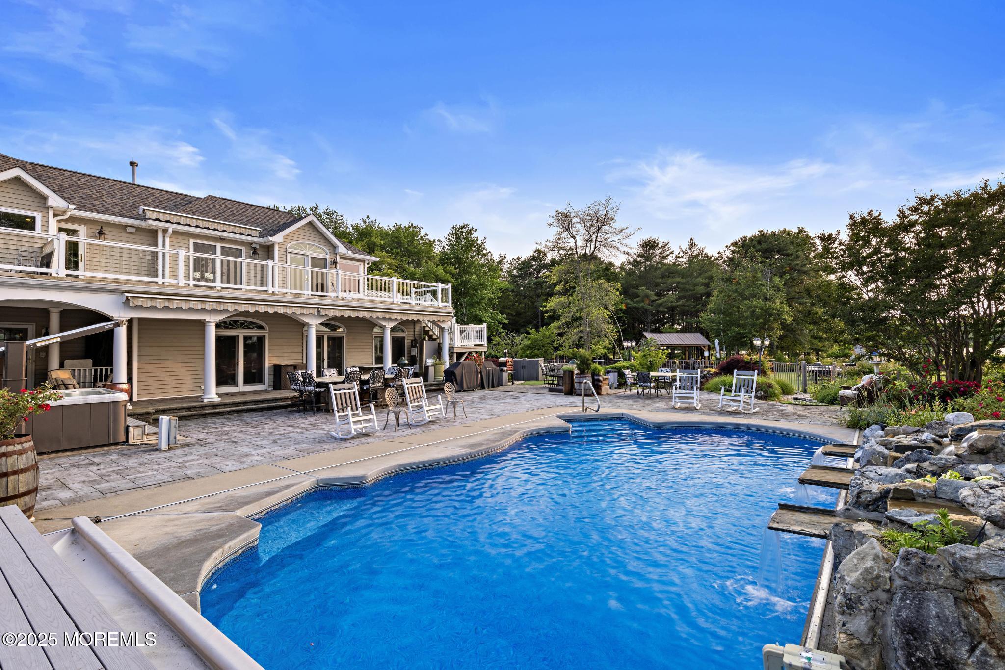 Wall, New Jersey, 07719, United States, 6 Bedrooms Bedrooms, ,4 BathroomsBathrooms,Residential,For Sale,2003107