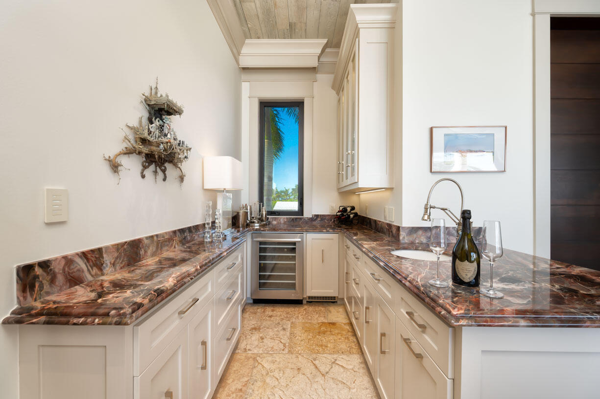 Duck, Florida, 33050, United States, 3 Bedrooms Bedrooms, ,4 BathroomsBathrooms,Residential,For Sale,1970637