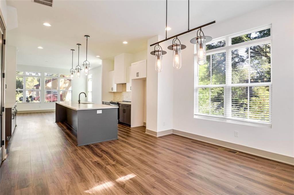 Atlanta, Georgia, 30307, United States, 3 Bedrooms Bedrooms, ,4 BathroomsBathrooms,Residential,For Sale,1837397