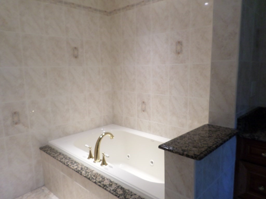 3 Twin Springs Dr Drive, Saugus, Massachusetts, 01906, United States, 5 Bedrooms Bedrooms, ,4 BathroomsBathrooms,Residential,For Sale,3 Twin Springs Dr Drive,1128926