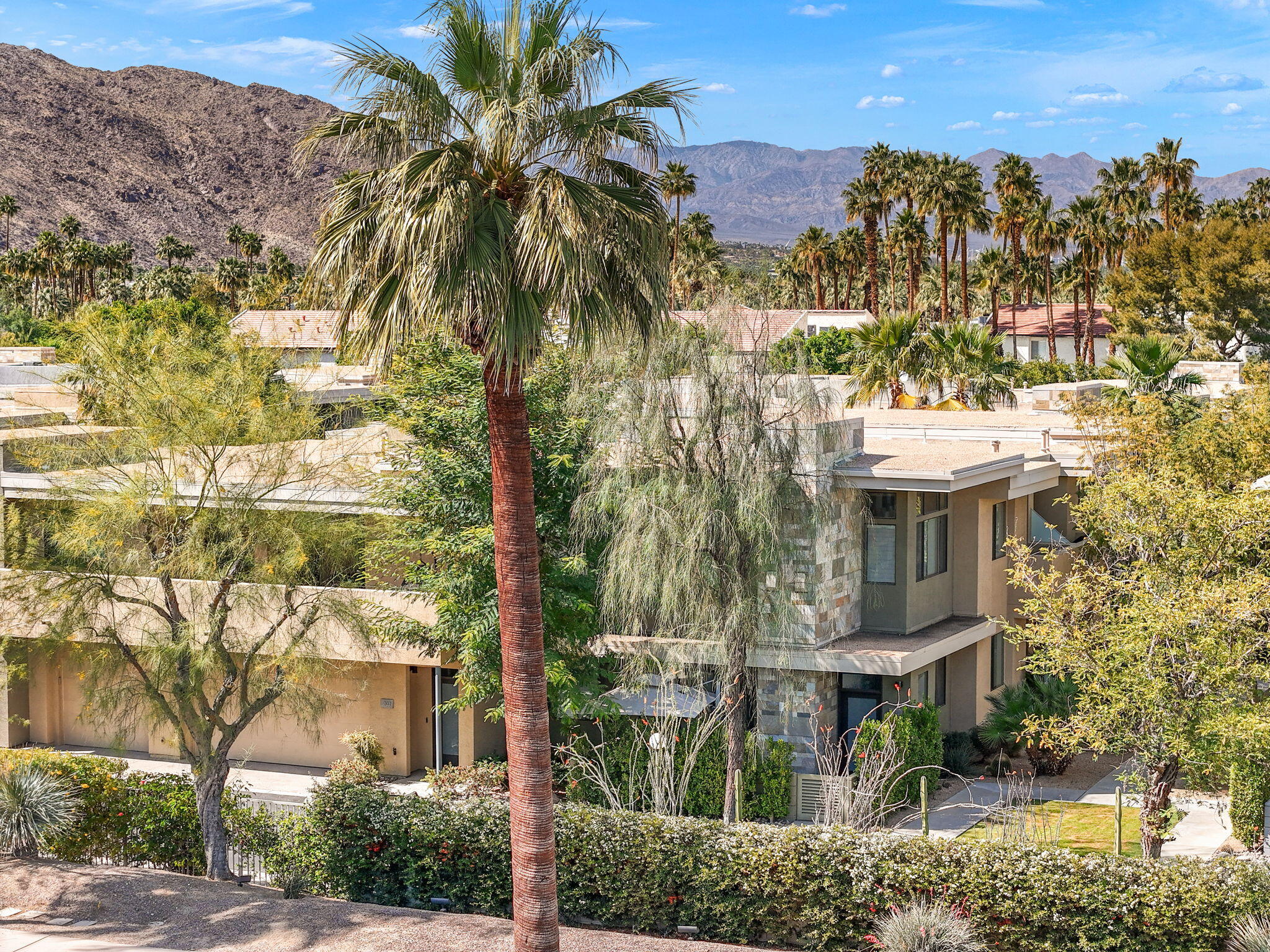 Palm Springs, California, 92264, United States, 2 Bedrooms Bedrooms, ,2 BathroomsBathrooms,Residential,For Sale,1901063