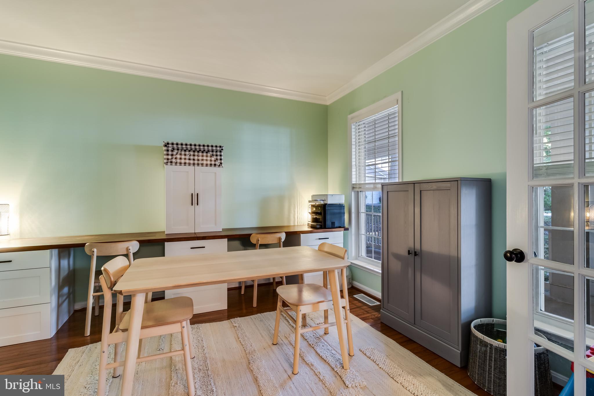 Issue, Maryland, 20645, United States, 4 Bedrooms Bedrooms, ,3 BathroomsBathrooms,Residential,For Sale,1976219