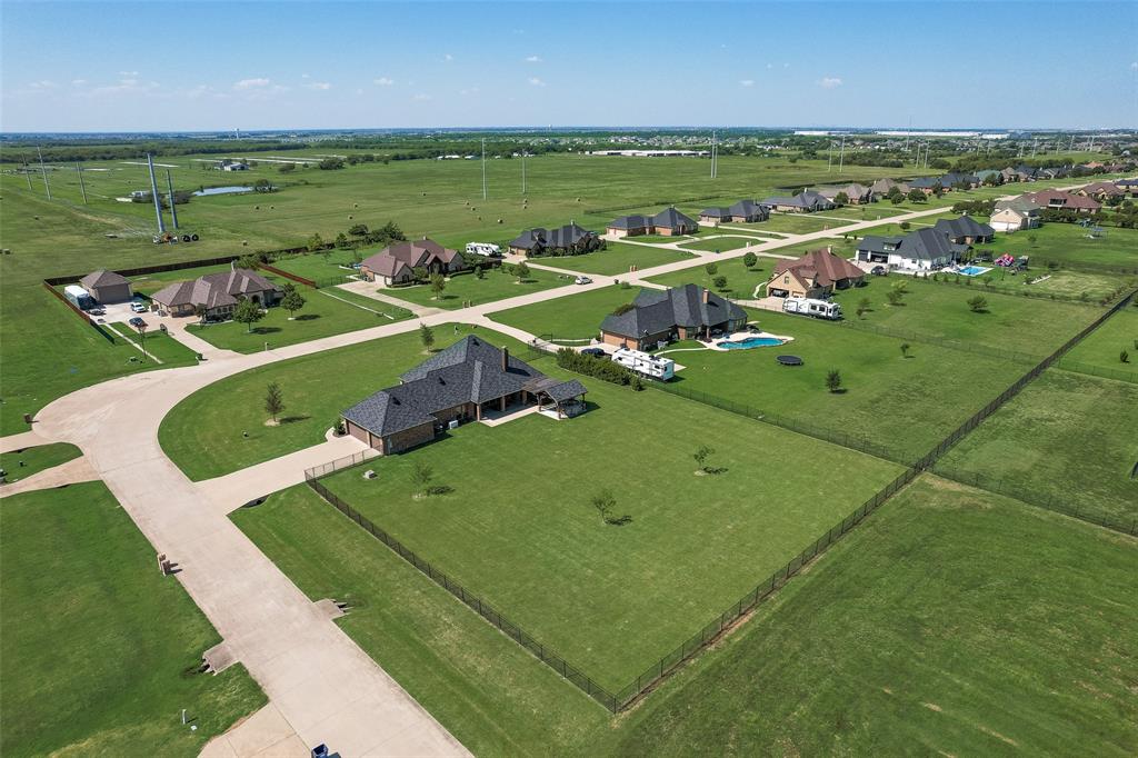 Terrell, Texas, 75160, United States, 4 Bedrooms Bedrooms, ,3 BathroomsBathrooms,Residential,For Sale,1978640