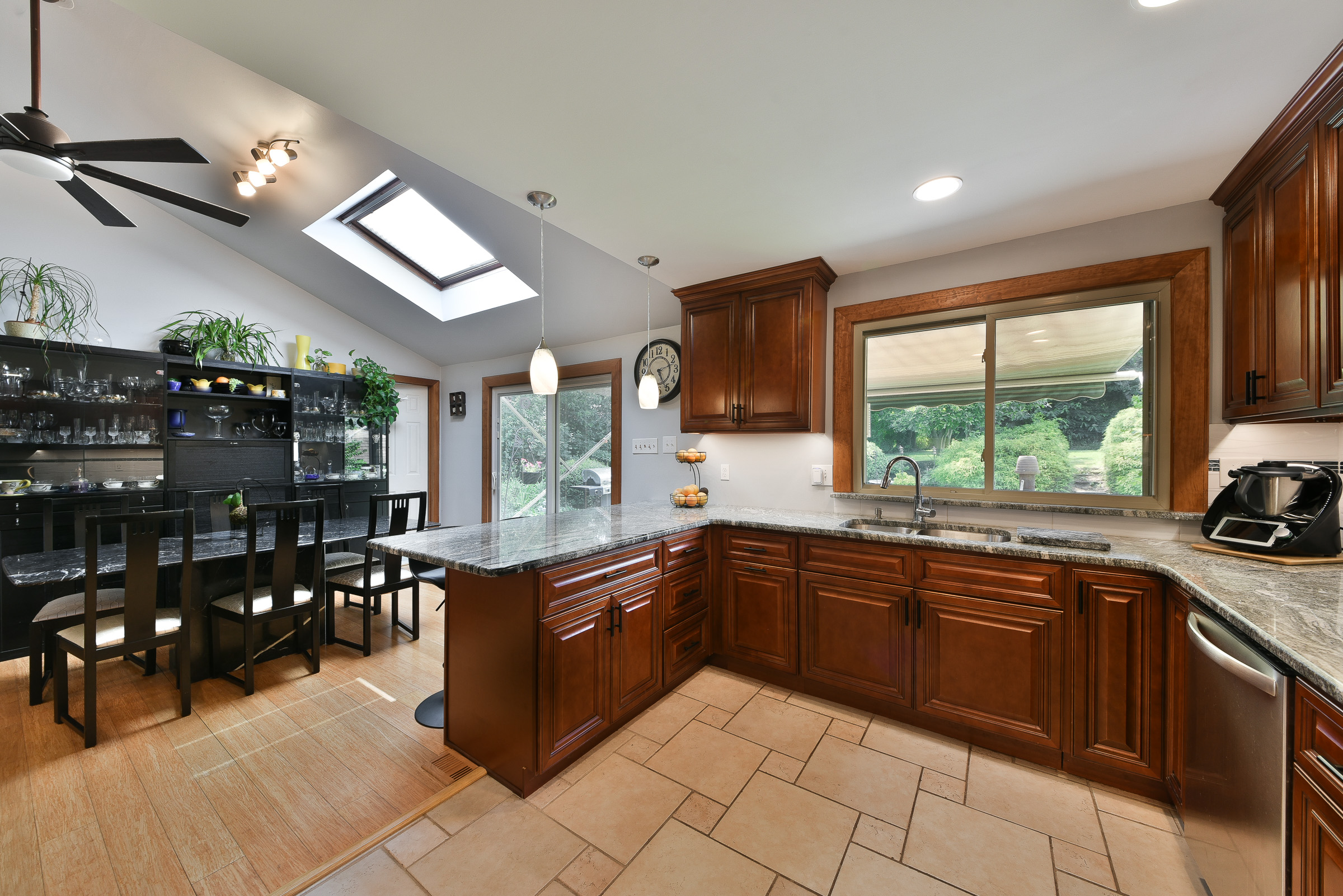 Feasterville Trevose, Pennsylvania, 19053, United States, 4 Bedrooms Bedrooms, ,2 BathroomsBathrooms,Residential,For Sale,1920735