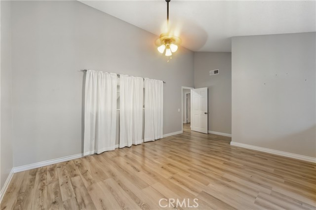 Moreno Valley, California, 92557, United States, 4 Bedrooms Bedrooms, ,3 BathroomsBathrooms,Residential,For Sale,1978485