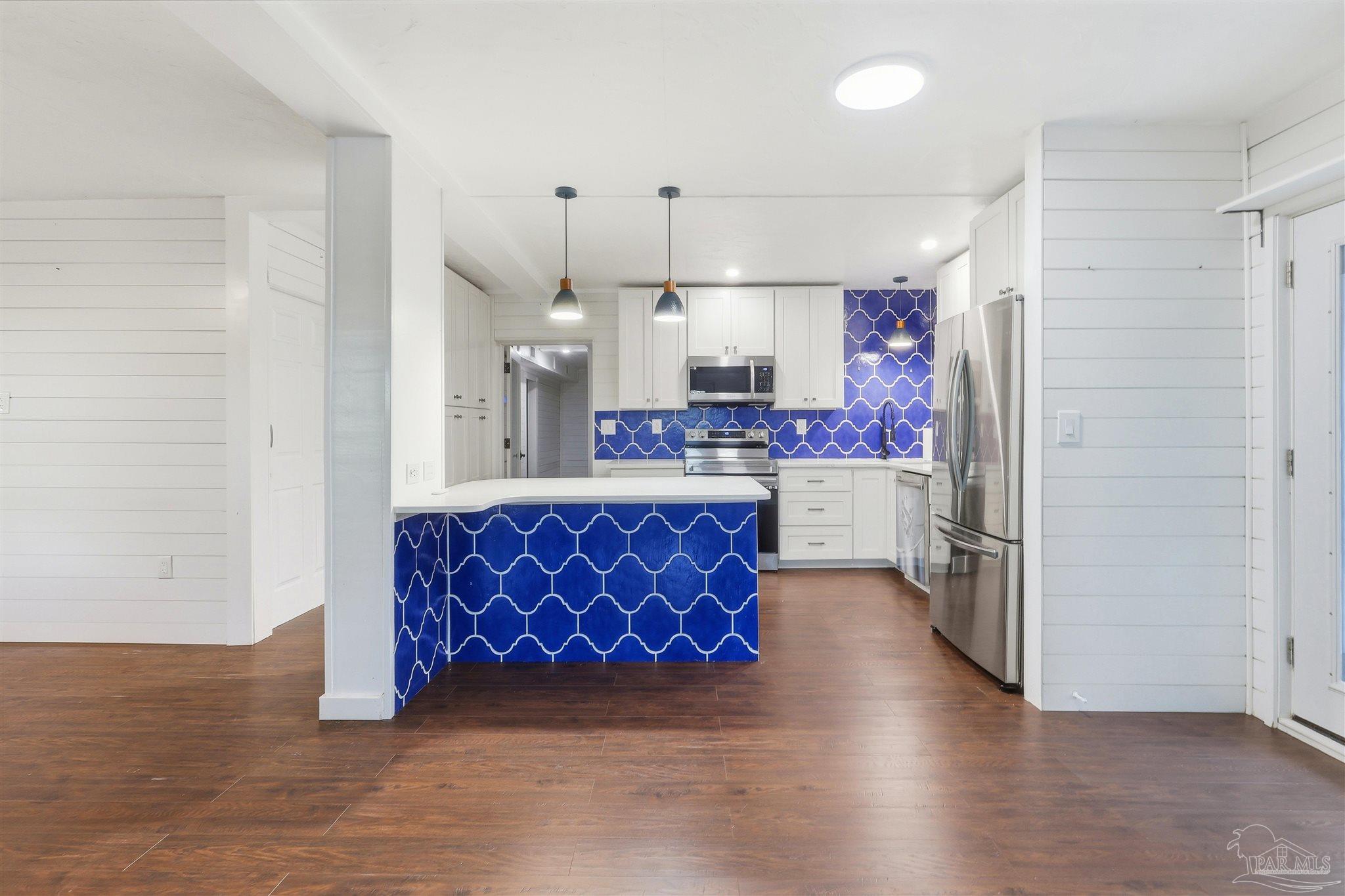 Milton, Florida, 32583, United States, 3 Bedrooms Bedrooms, ,4 BathroomsBathrooms,Residential,For Sale,1991354