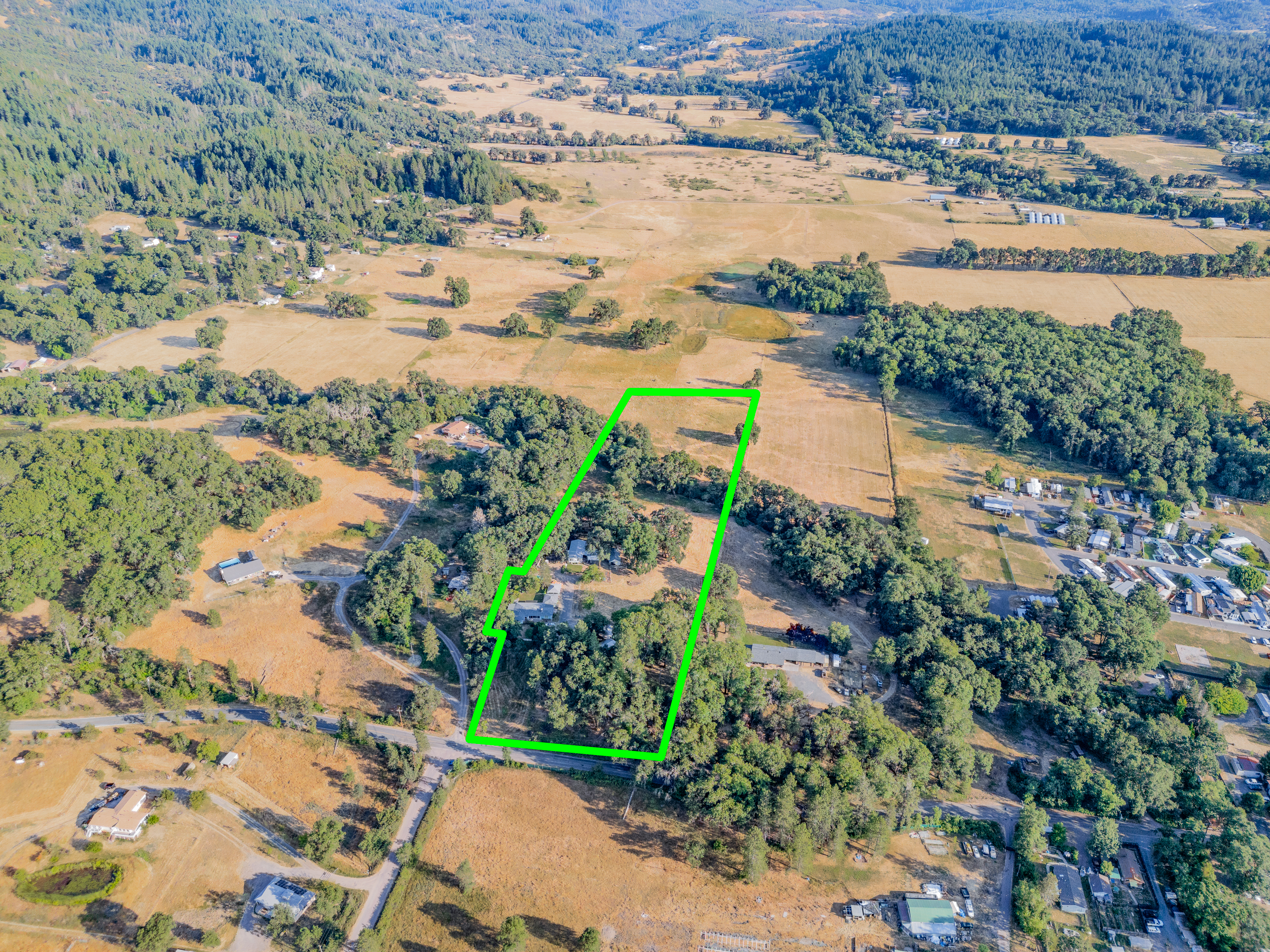Willits, California, 95490, United States, 3 Bedrooms Bedrooms, ,2 BathroomsBathrooms,Residential,For Sale,1883434